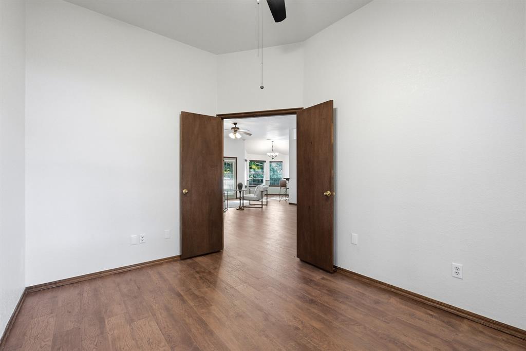 500 Gyrfalcon Drive