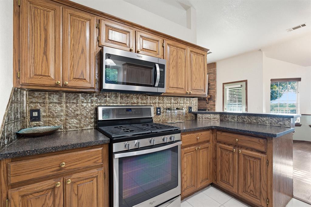 500 Gyrfalcon Drive