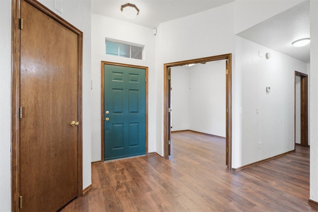500 Gyrfalcon Drive