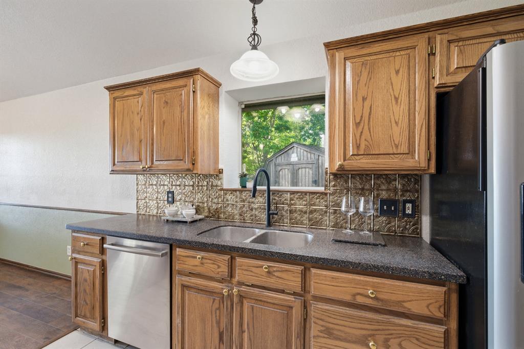 500 Gyrfalcon Drive