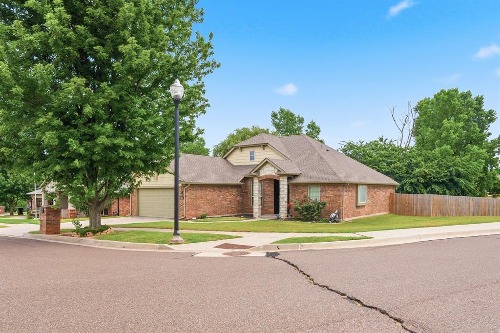 1400 Biltmore Court