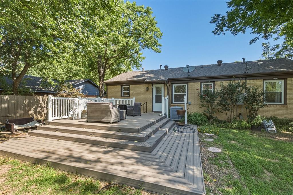 1226 Camden Way