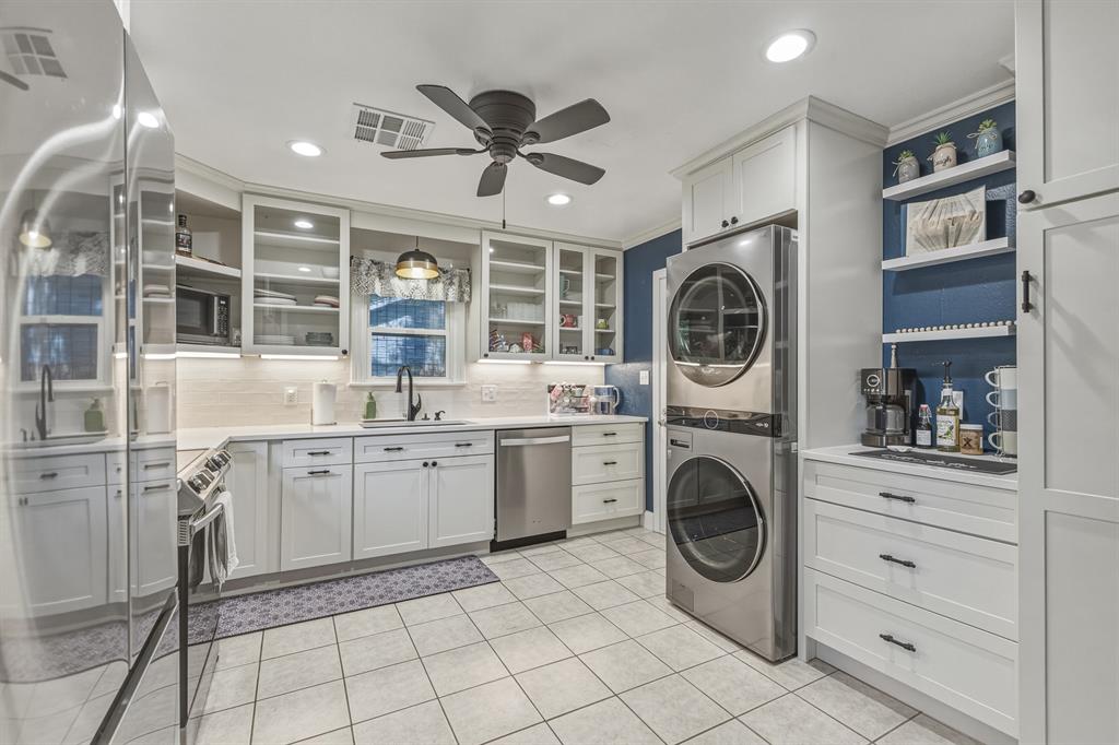 1226 Camden Way