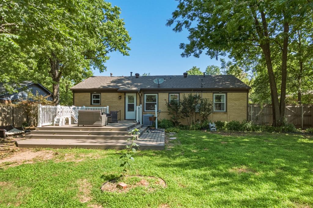 1226 Camden Way