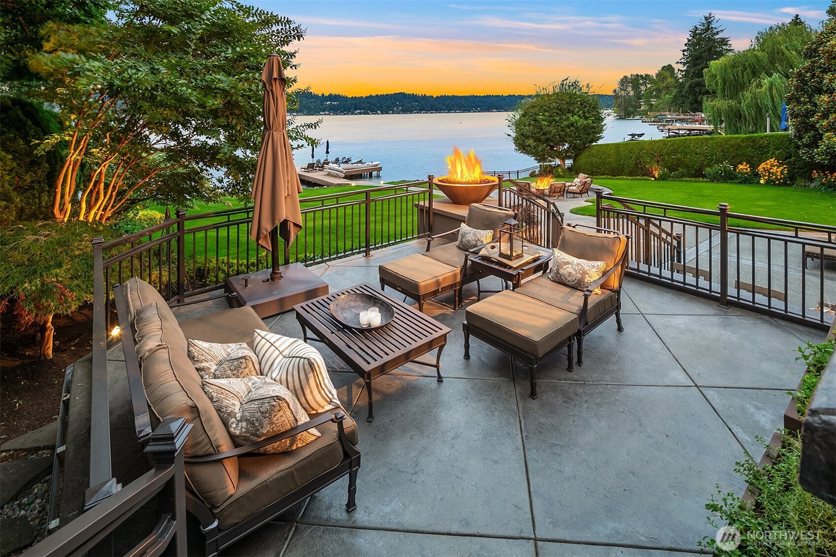 2419 E Lake Sammamish Place SE