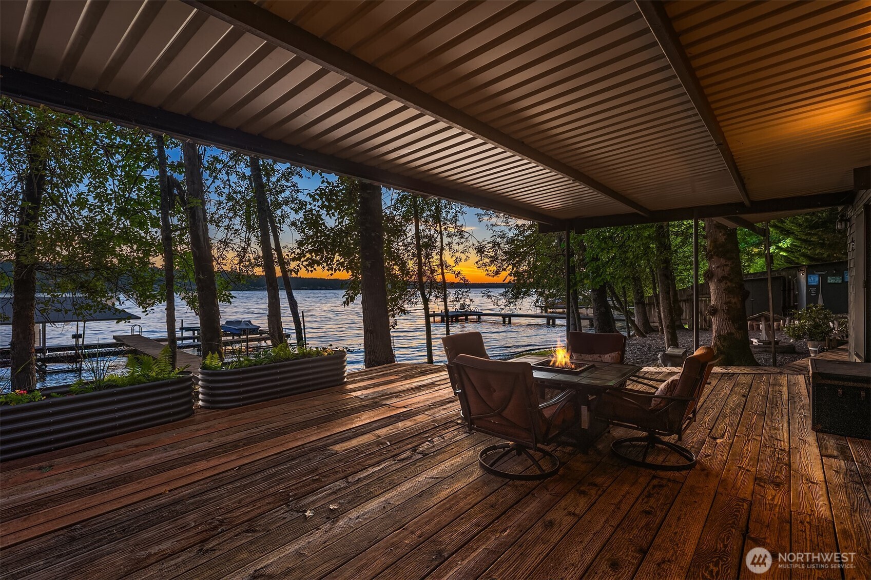 23 BUNGALOW E Lake Sammamish Parkway NE