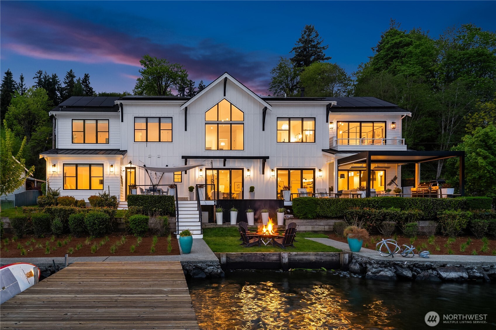 4233 E Lake Sammamish Shore Lane SE