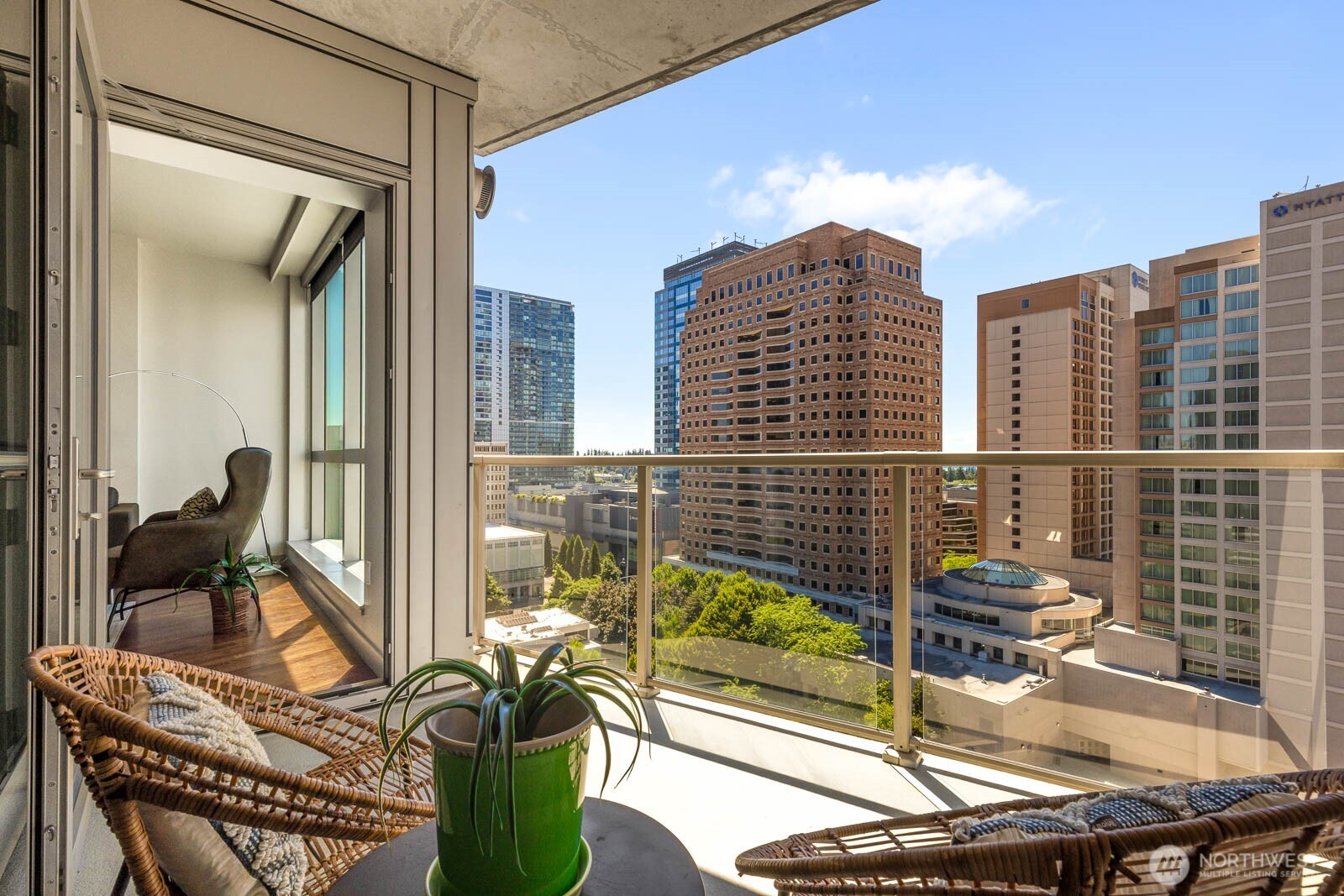 10610 NE 9th Place Unit: 1603