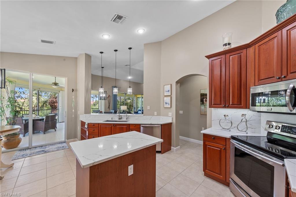 20231 Burnside PL 402