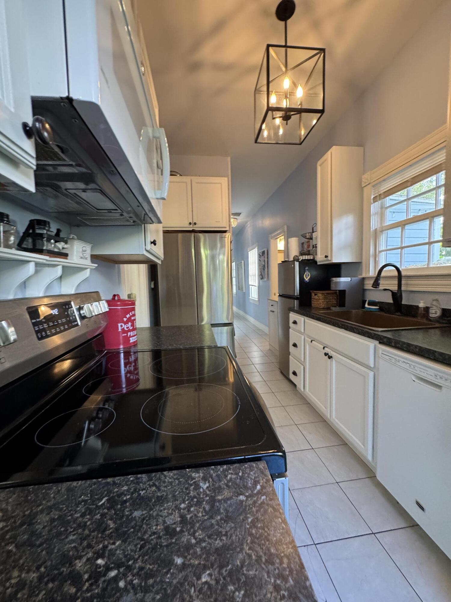 711 Galveston Lane