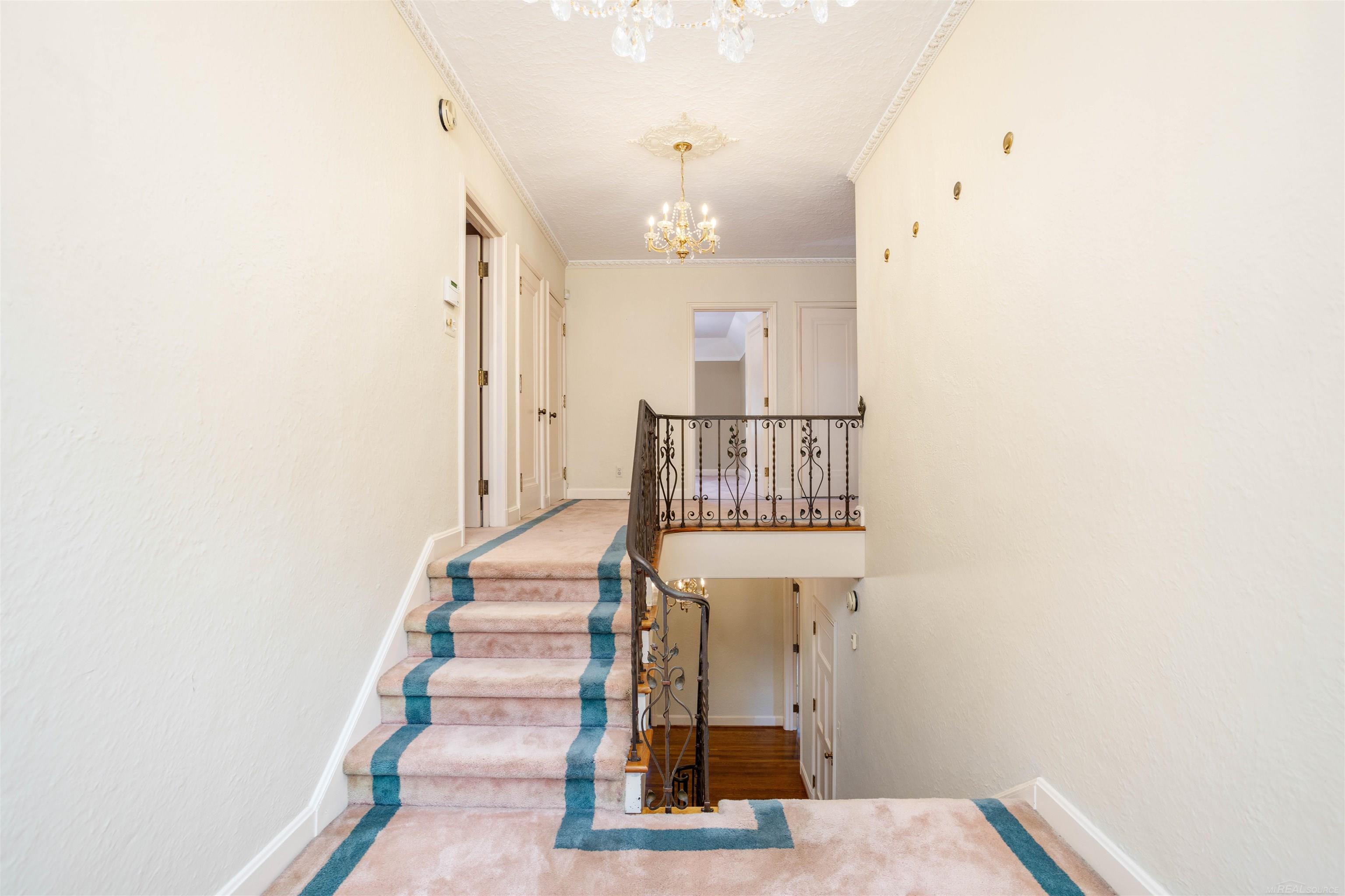 1264 Three Mile Drive