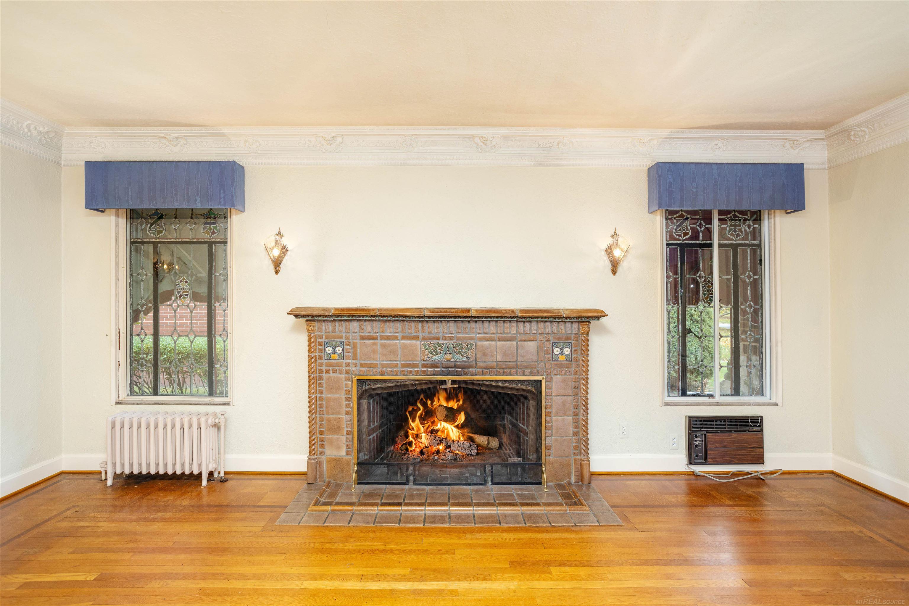 1264 Three Mile Drive