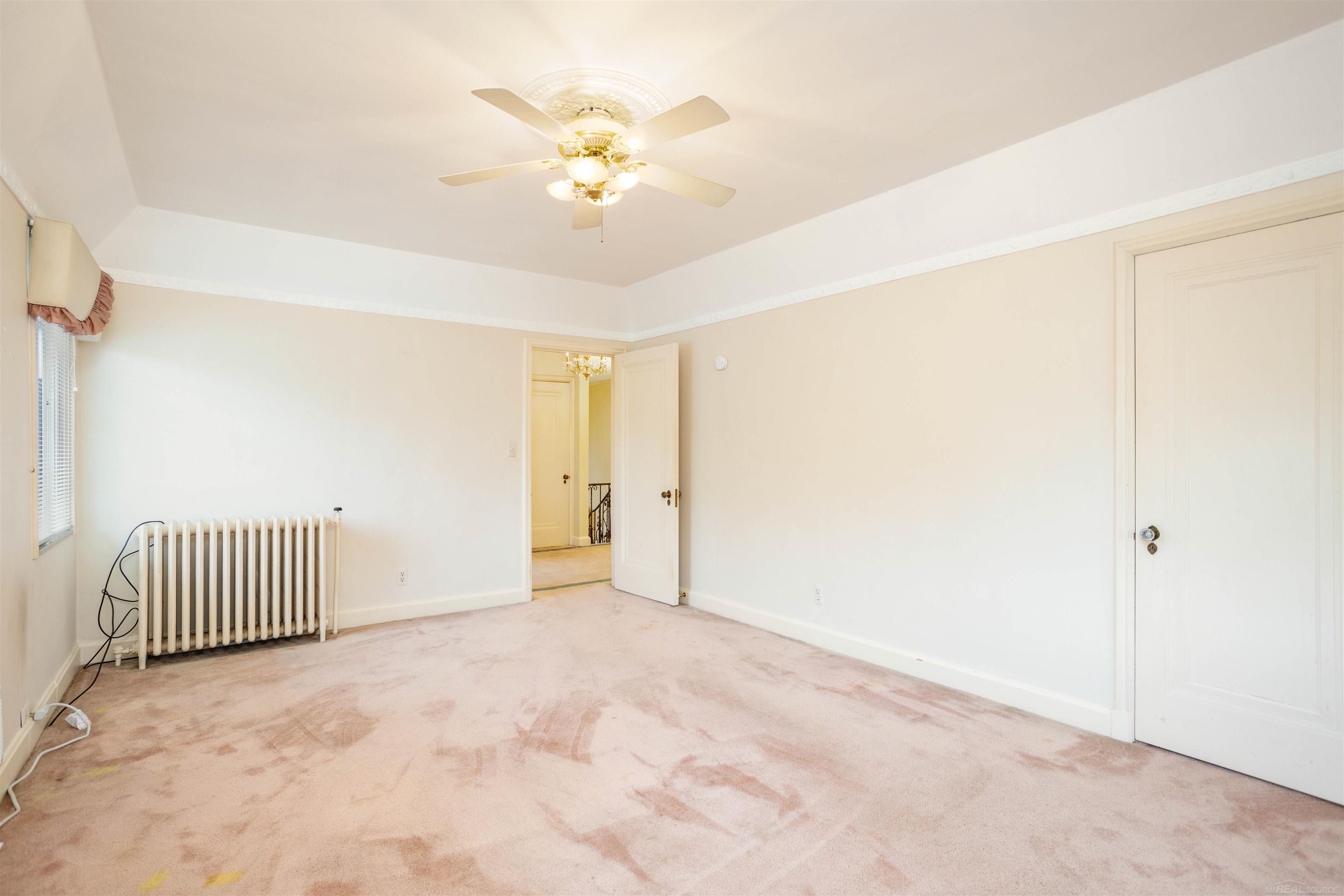 1264 Three Mile Drive