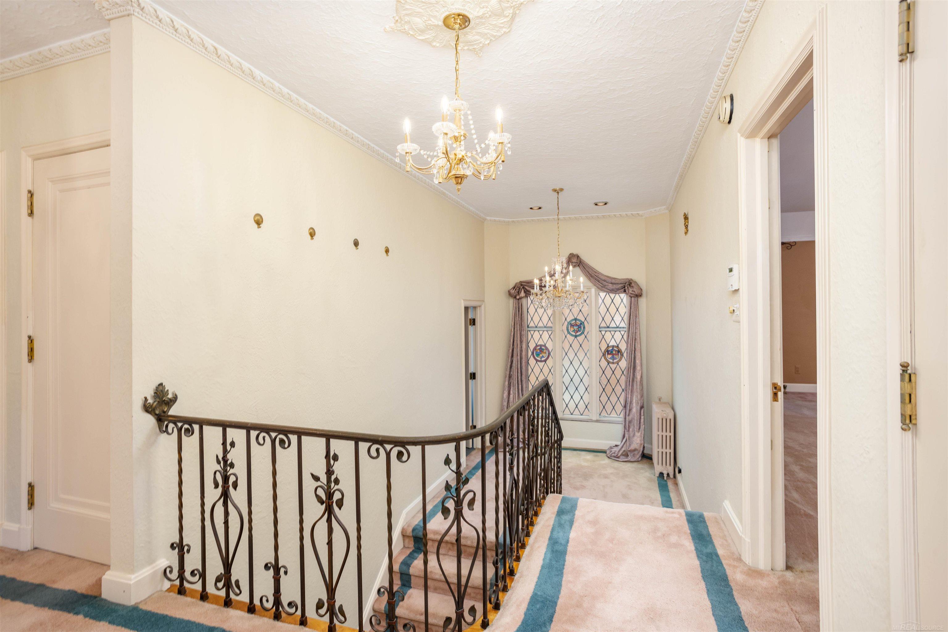 1264 Three Mile Drive