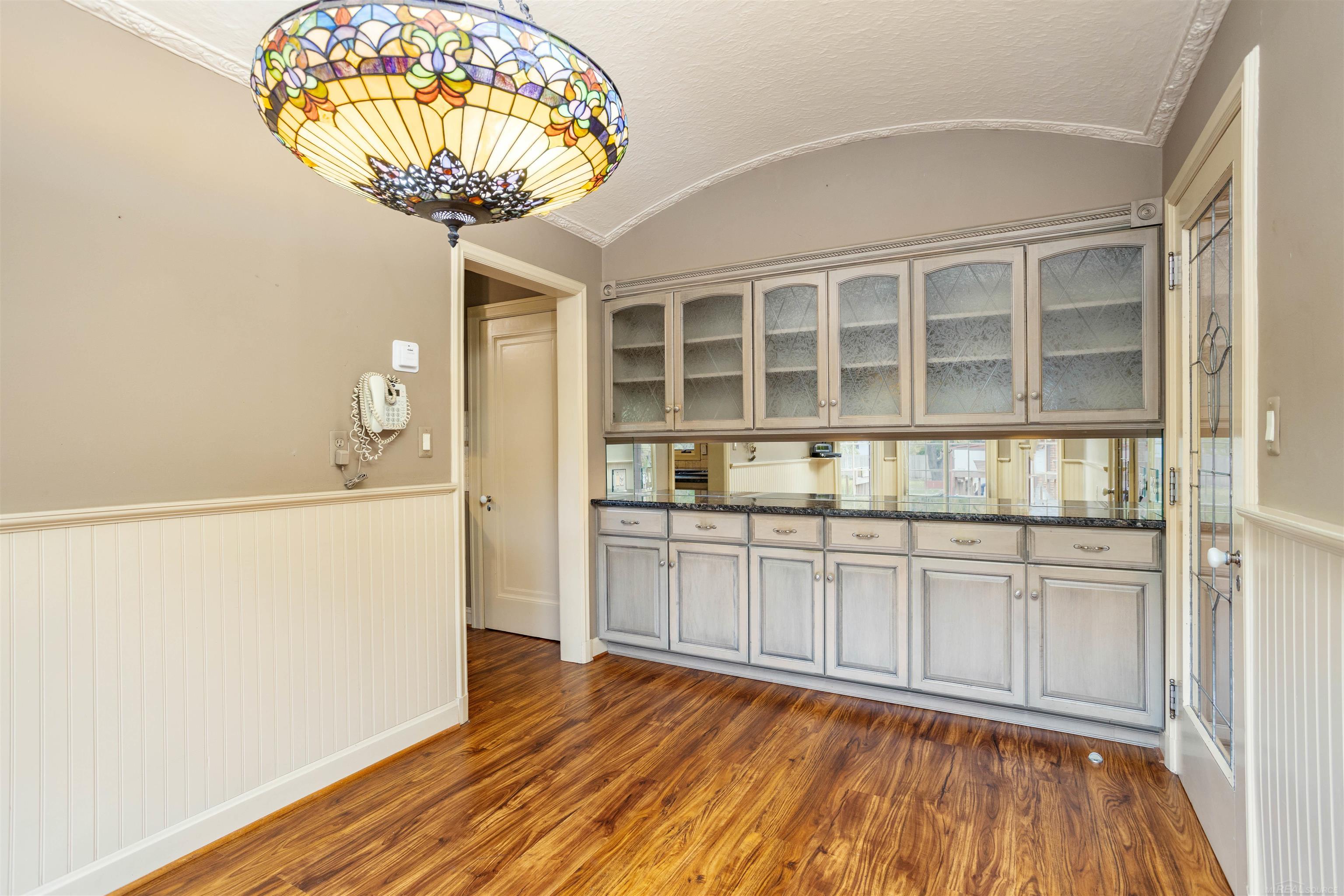 1264 Three Mile Drive