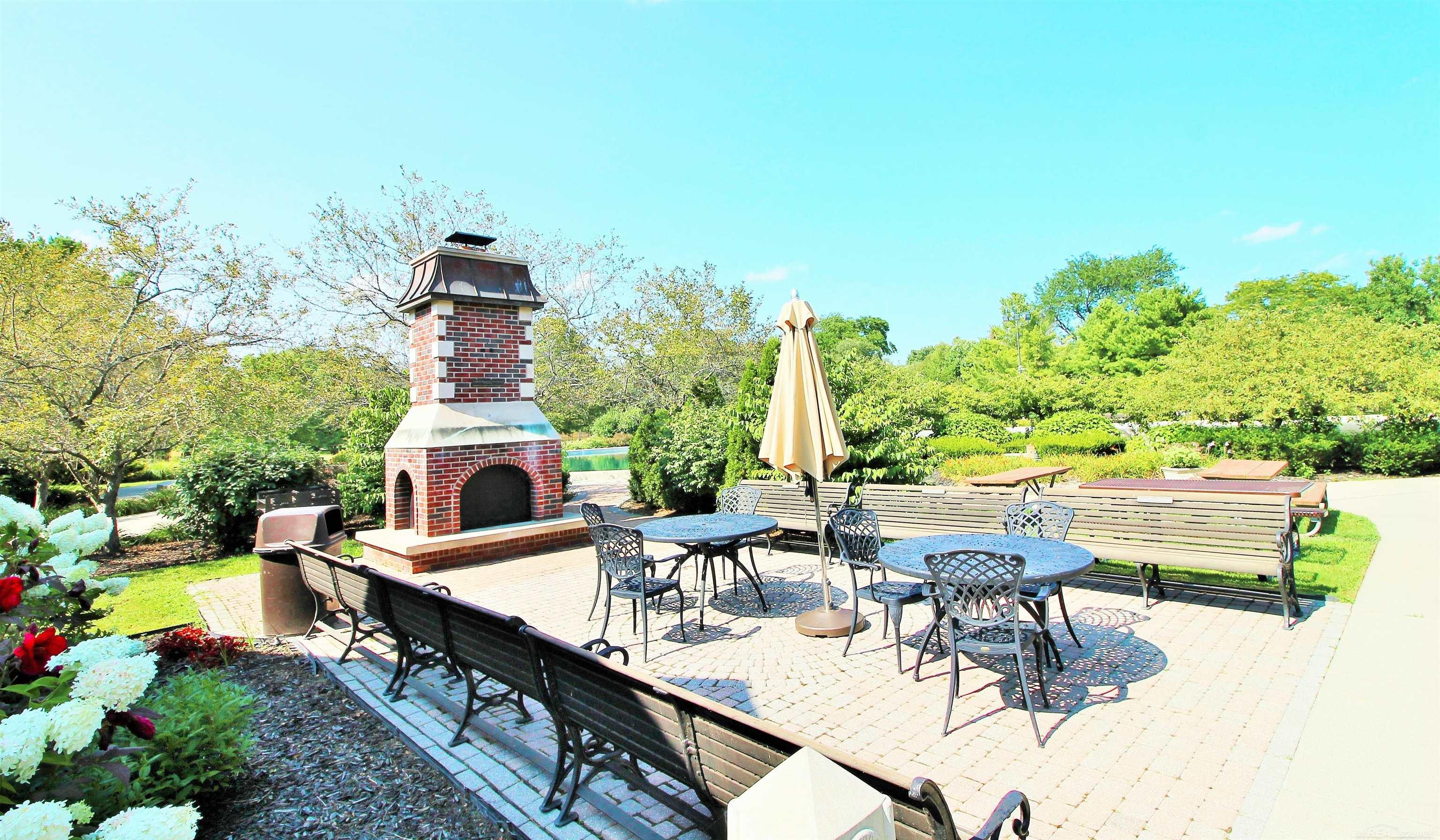 1264 Three Mile Drive