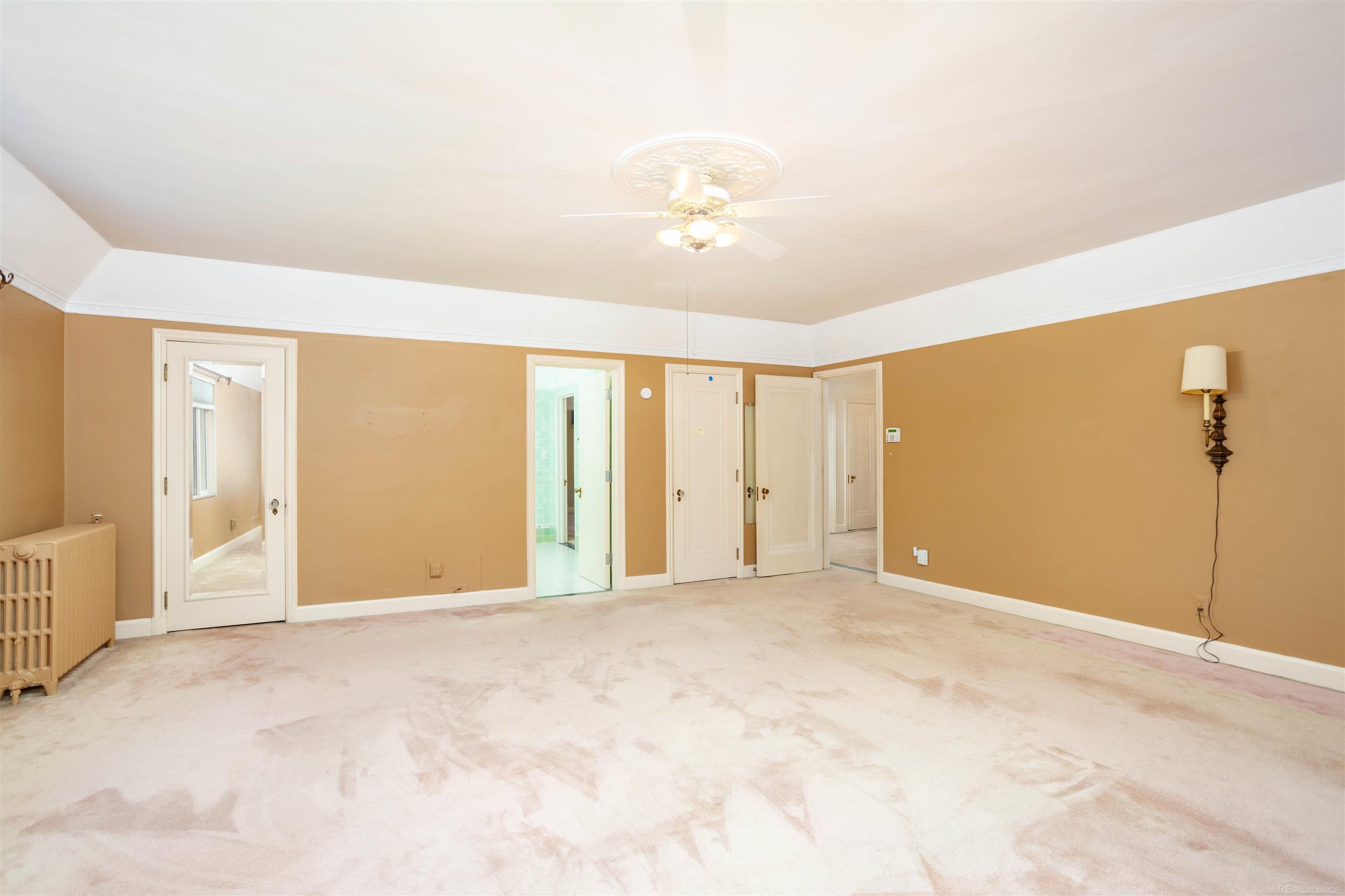 1264 Three Mile Drive