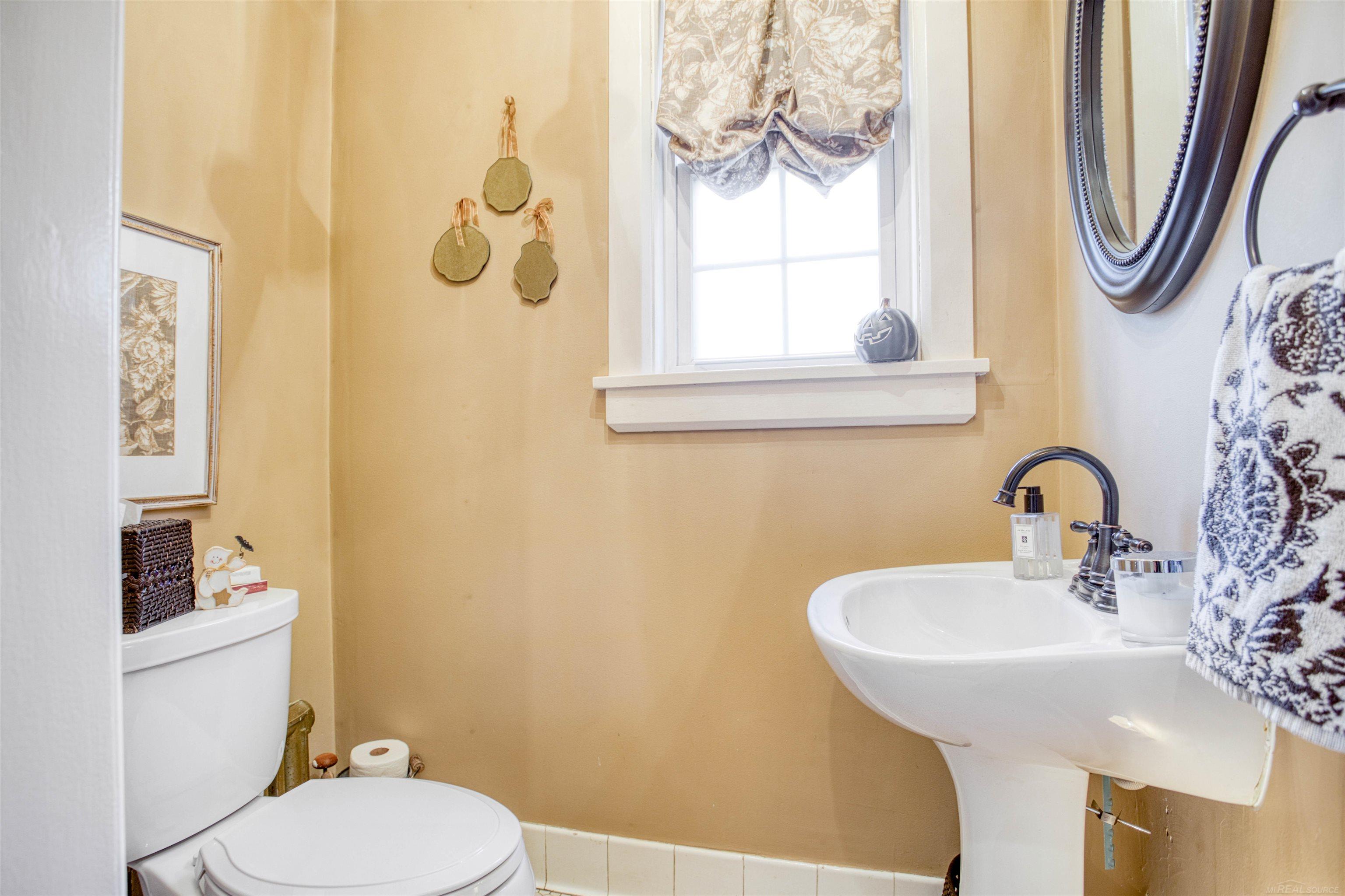 1011 Kensington Road