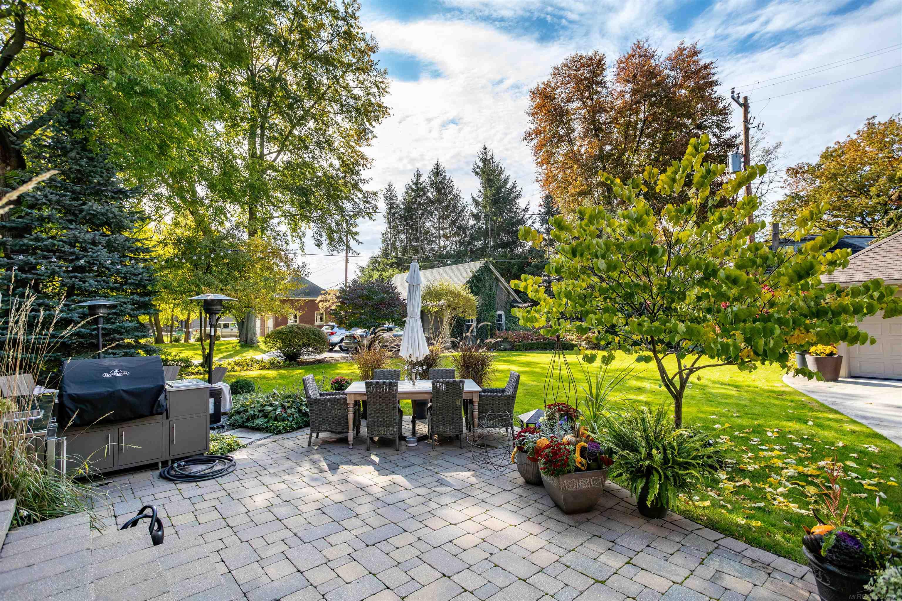 1011 Kensington Road