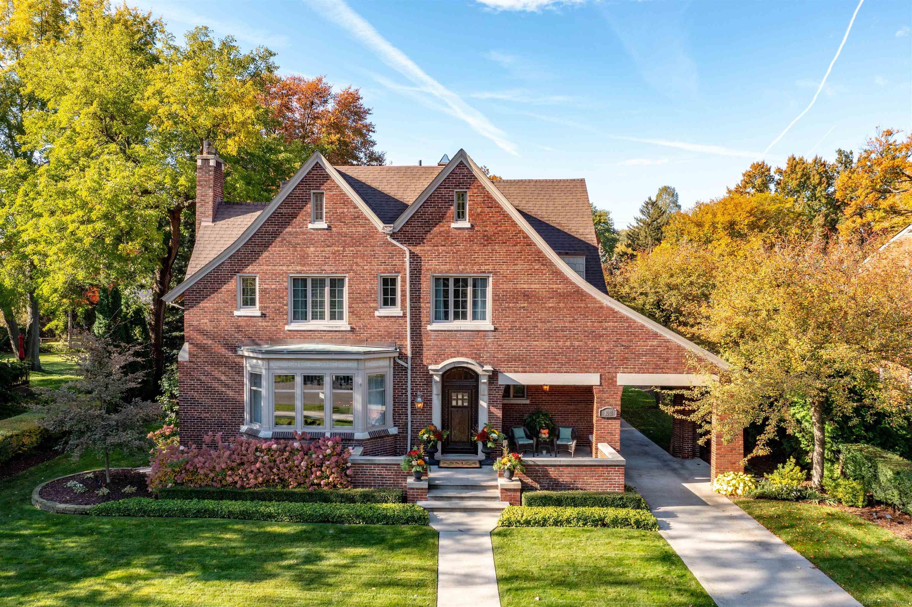 1011 Kensington Road