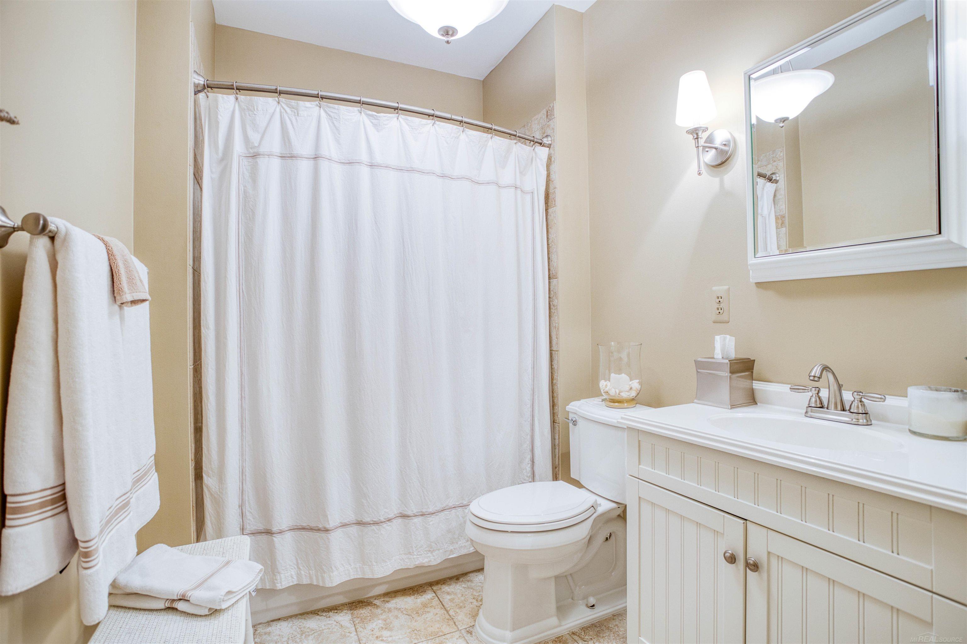 1011 Kensington Road