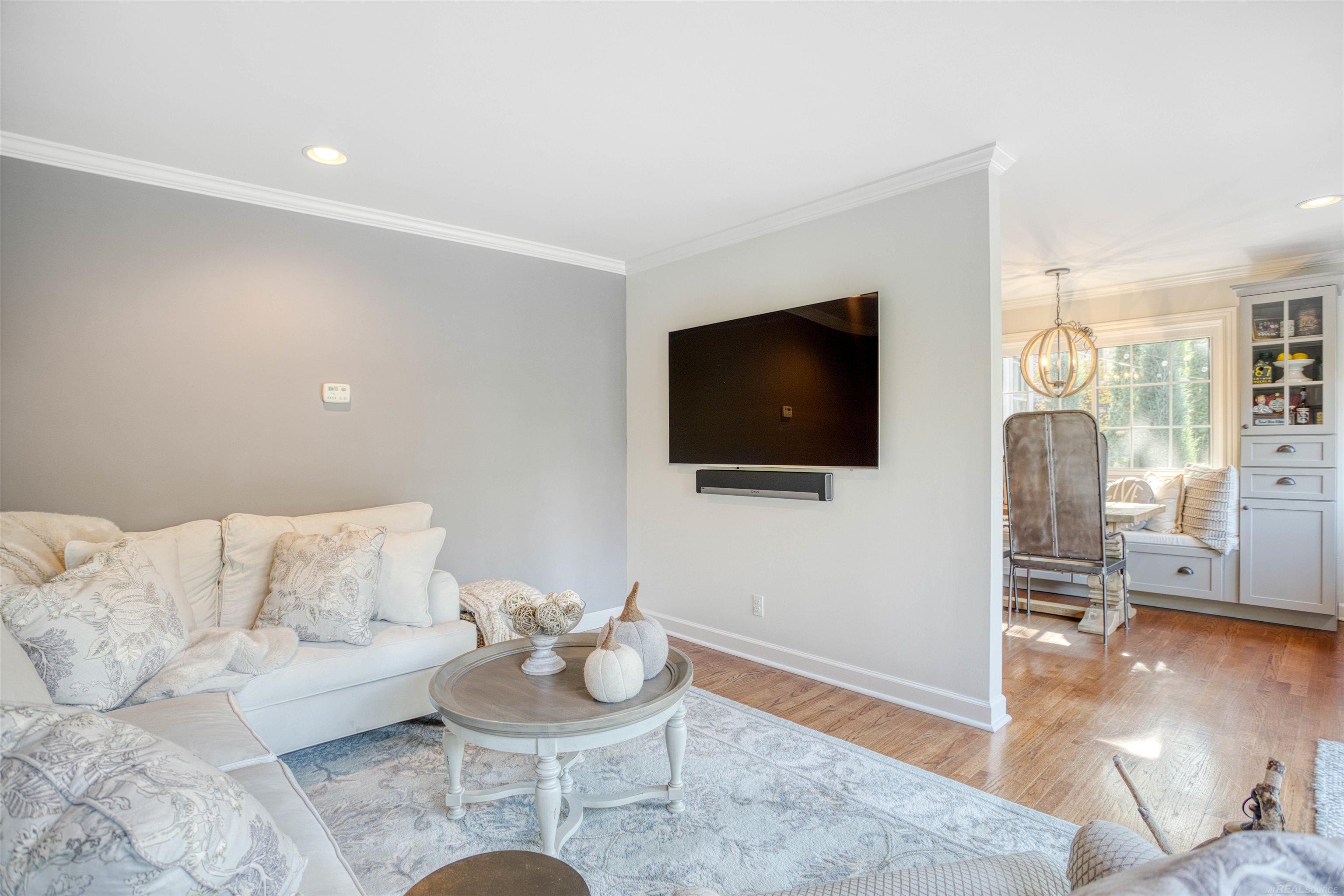 1011 Kensington Road