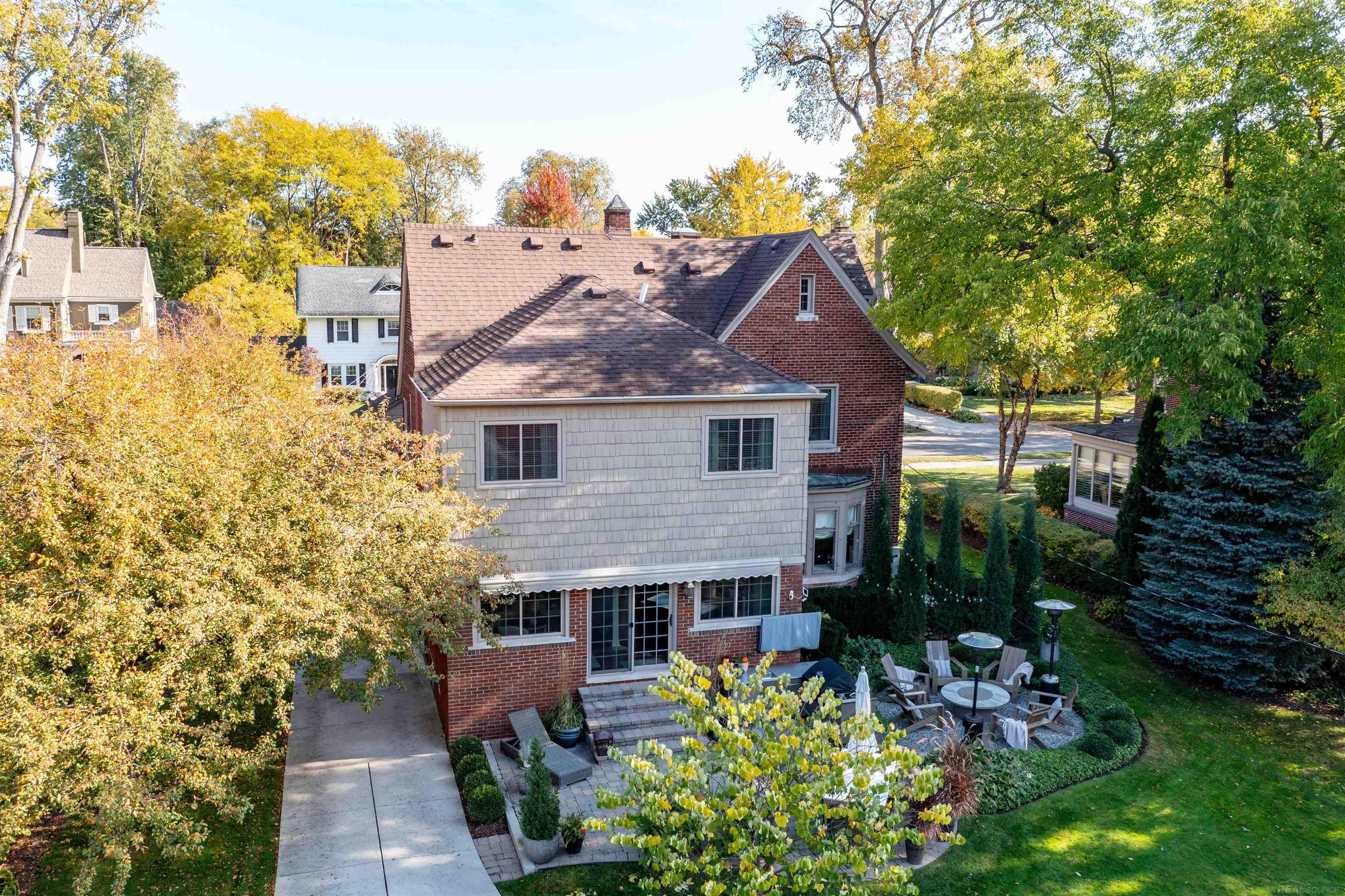 1011 Kensington Road