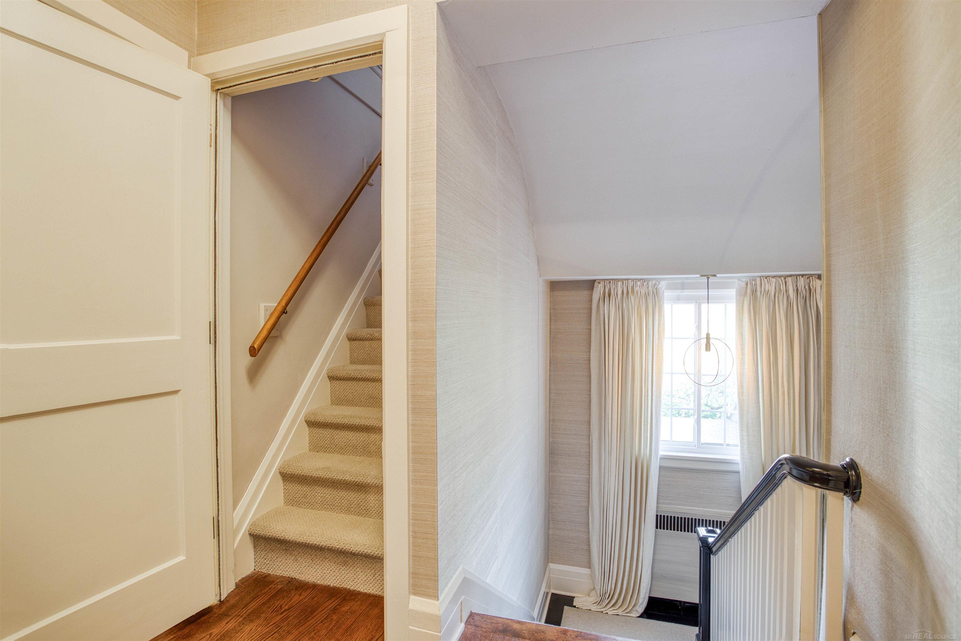 1011 Kensington Road