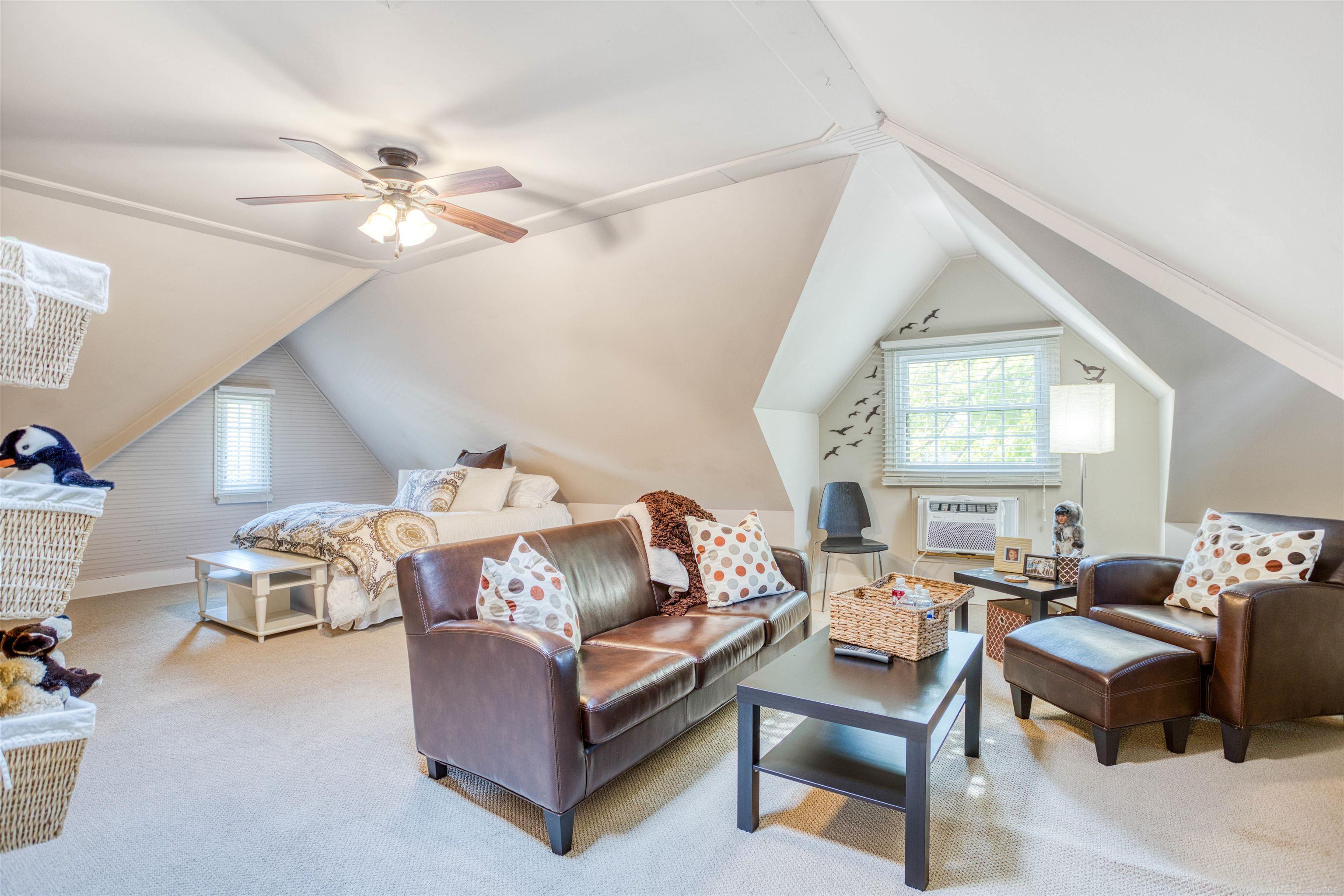 1011 Kensington Road