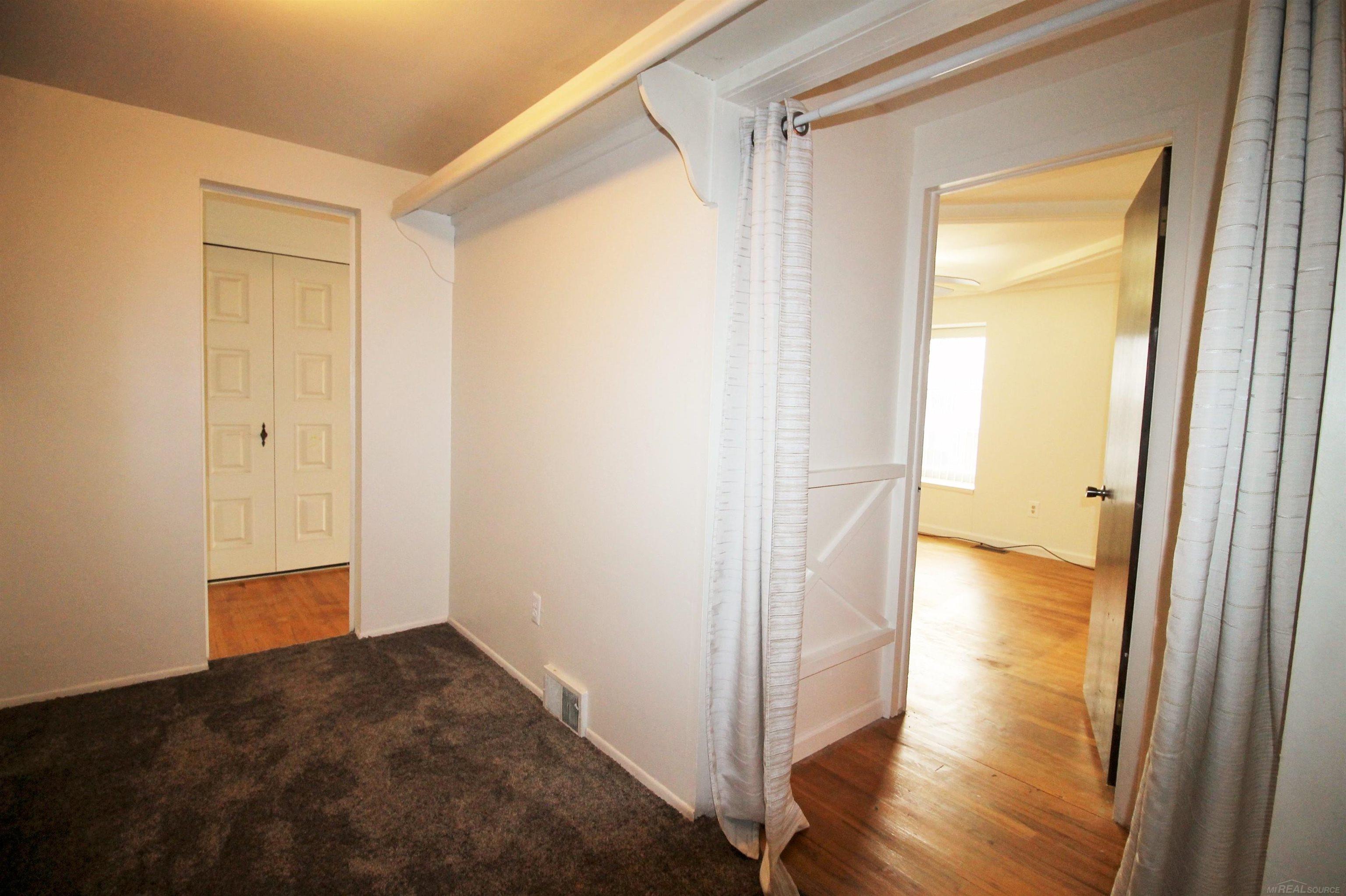 29636 City Center Drive # 4 Unit: #4