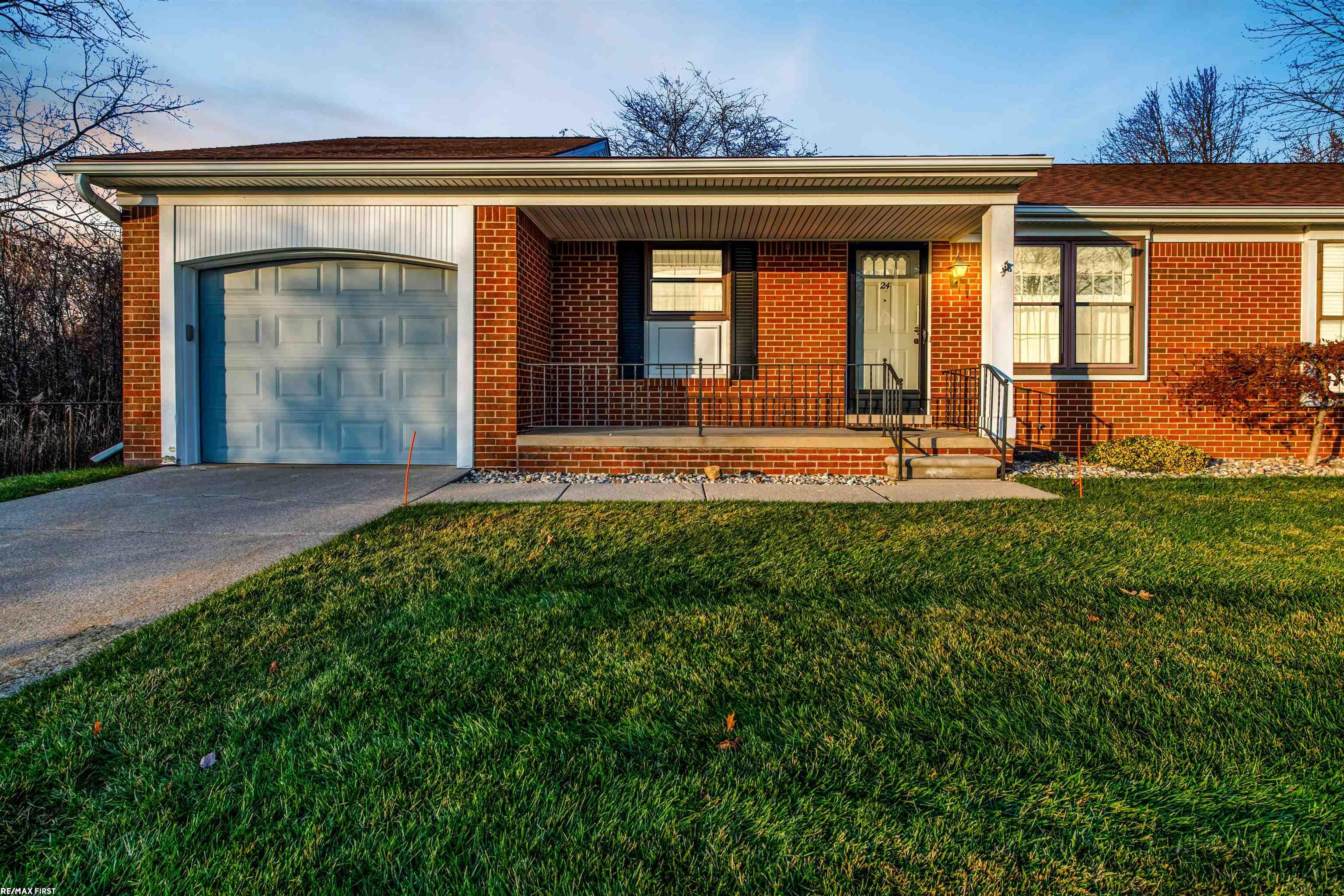 28091 W Maple Forest #24 Drive # 24