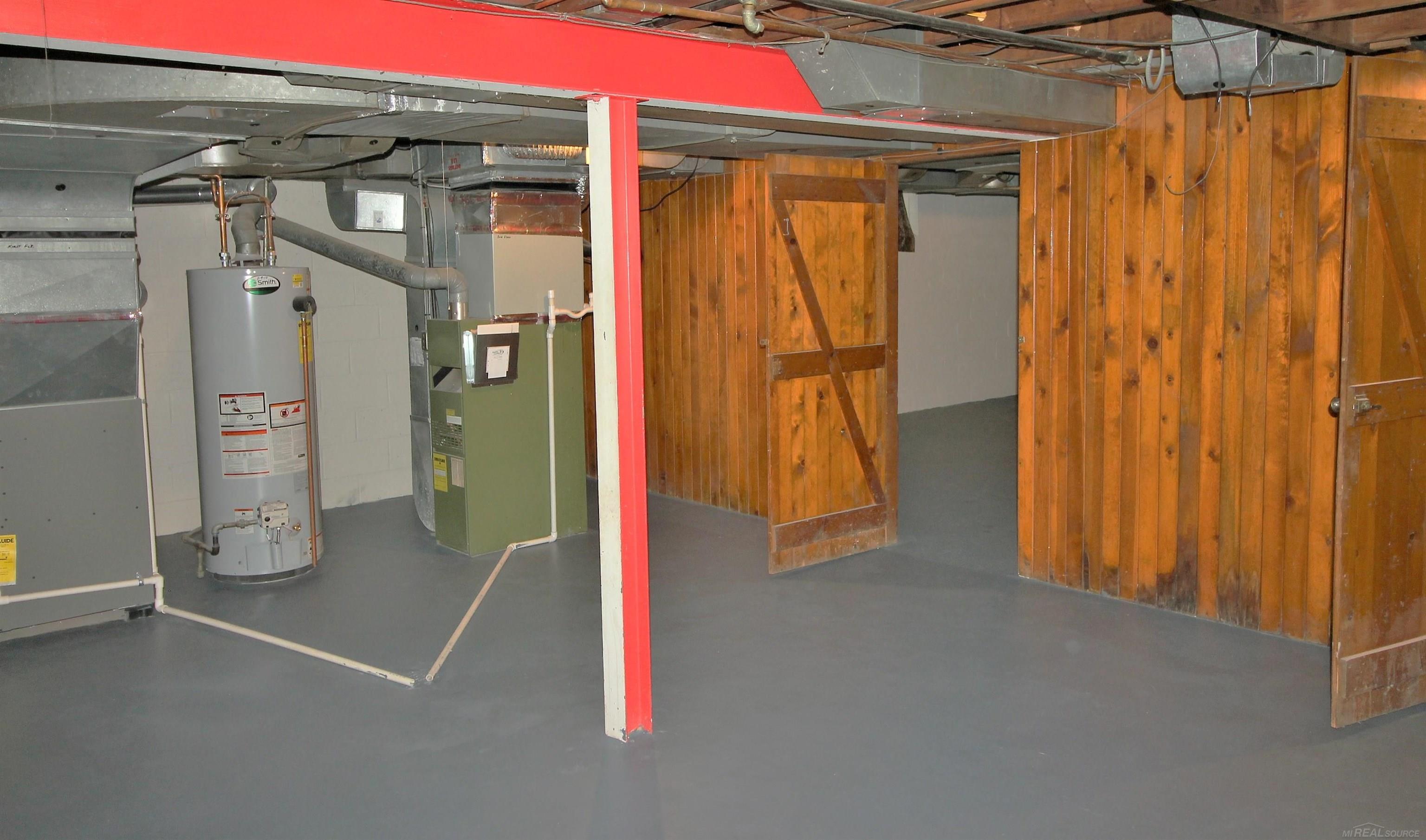 307-309 Rivard Boulevard