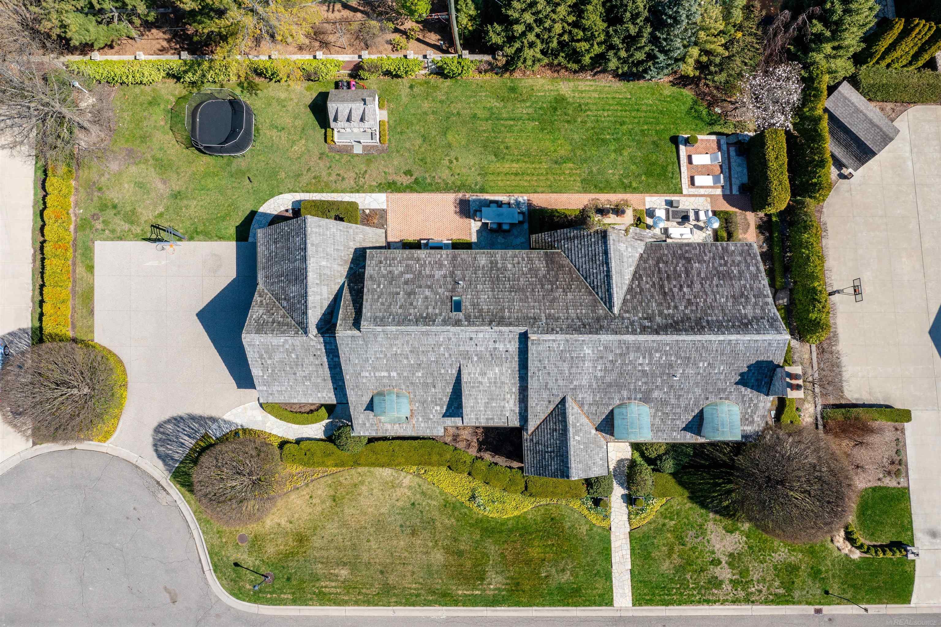 2 Cherry Hurst Lane Lane