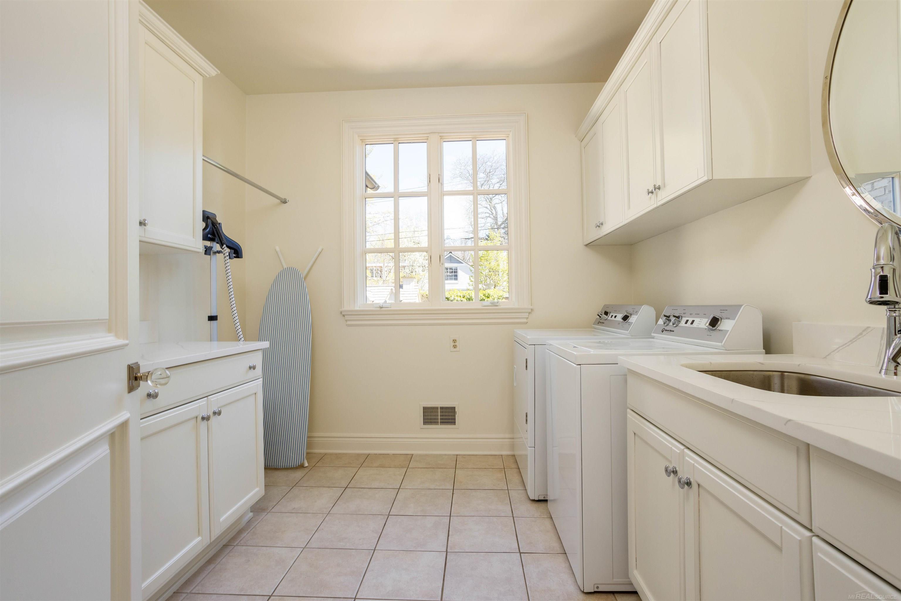 2 Cherry Hurst Lane Lane