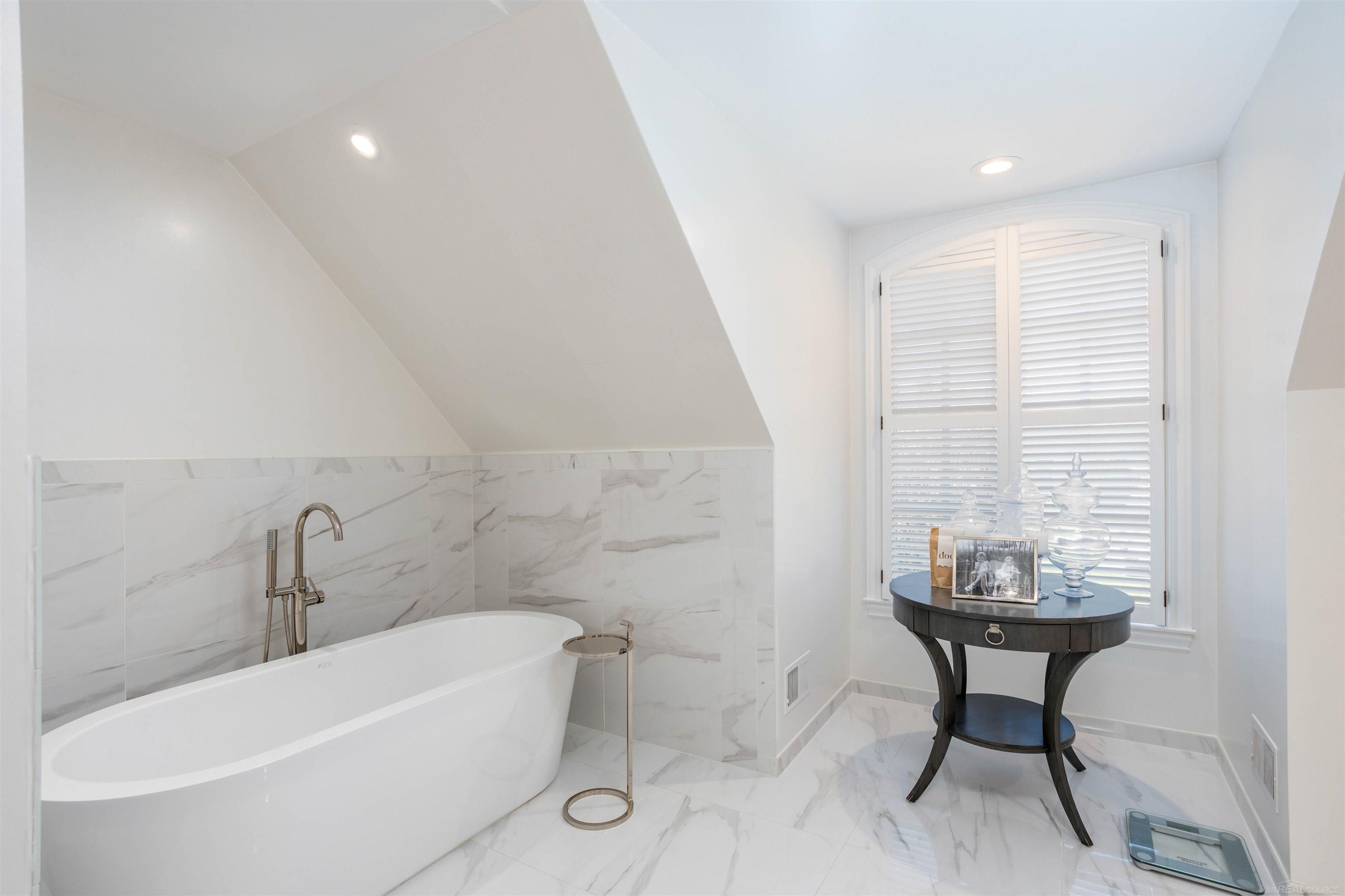 2 Cherry Hurst Lane Lane