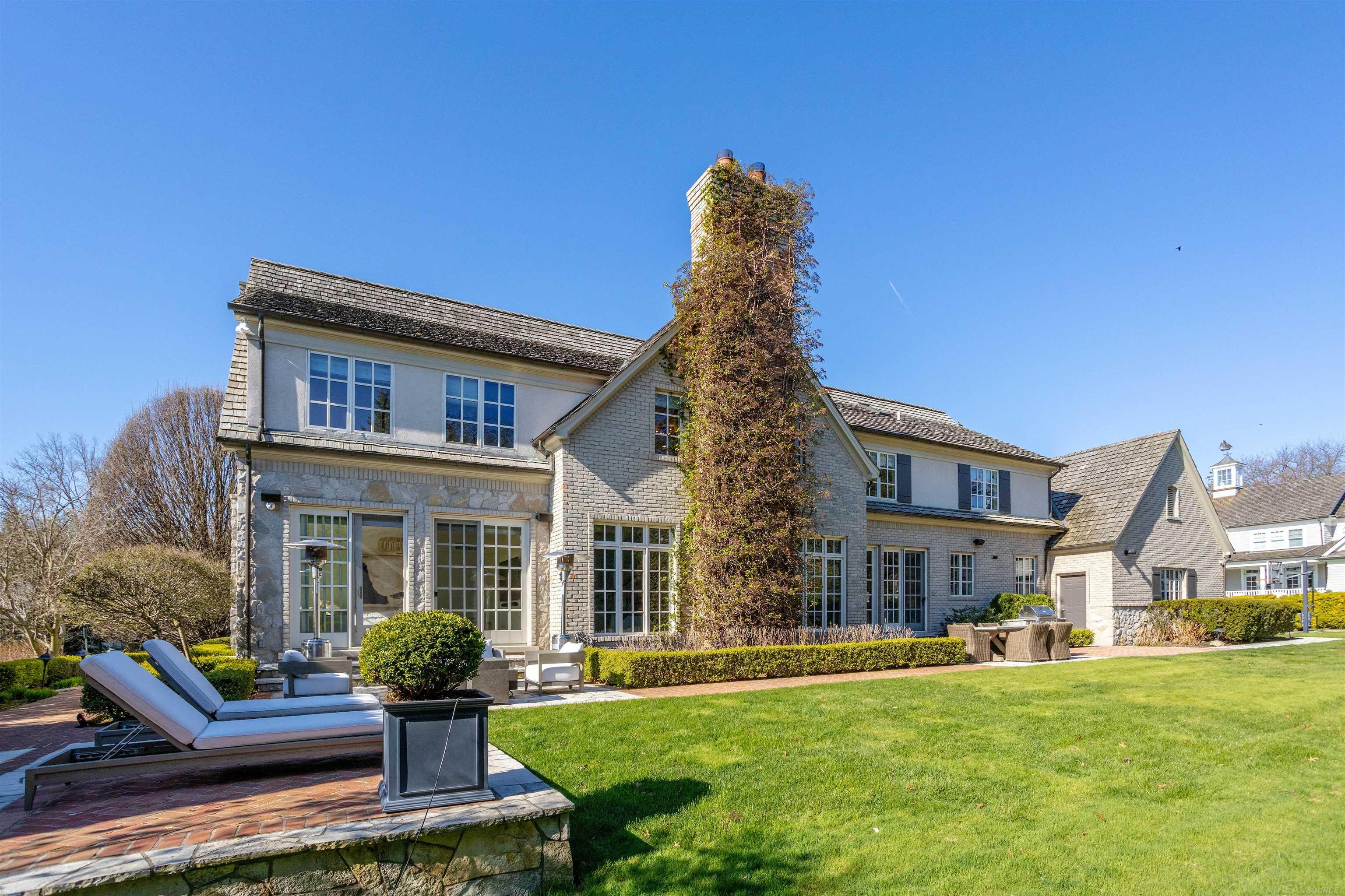 2 Cherry Hurst Lane Lane