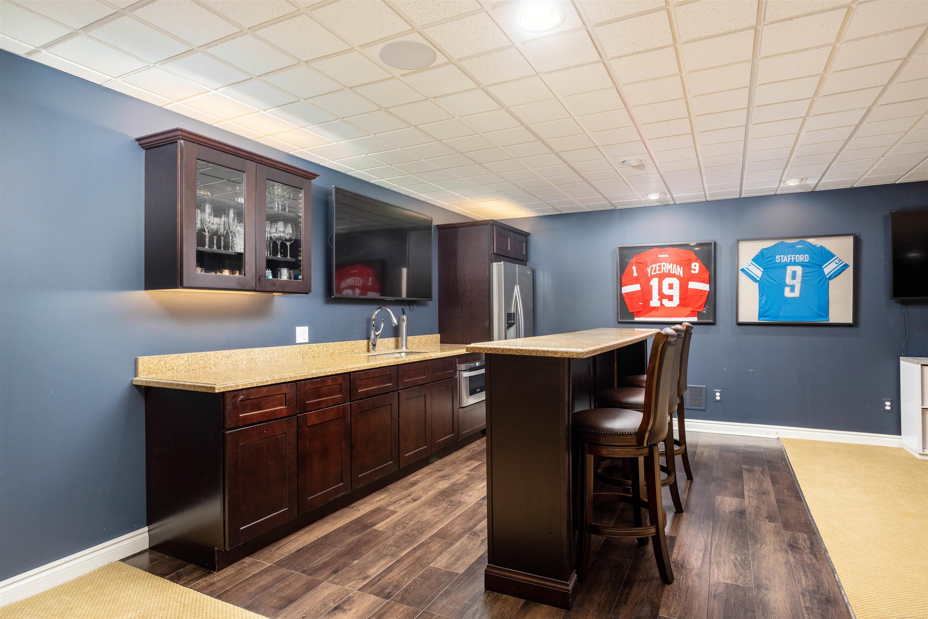 2 Cherry Hurst Lane Lane