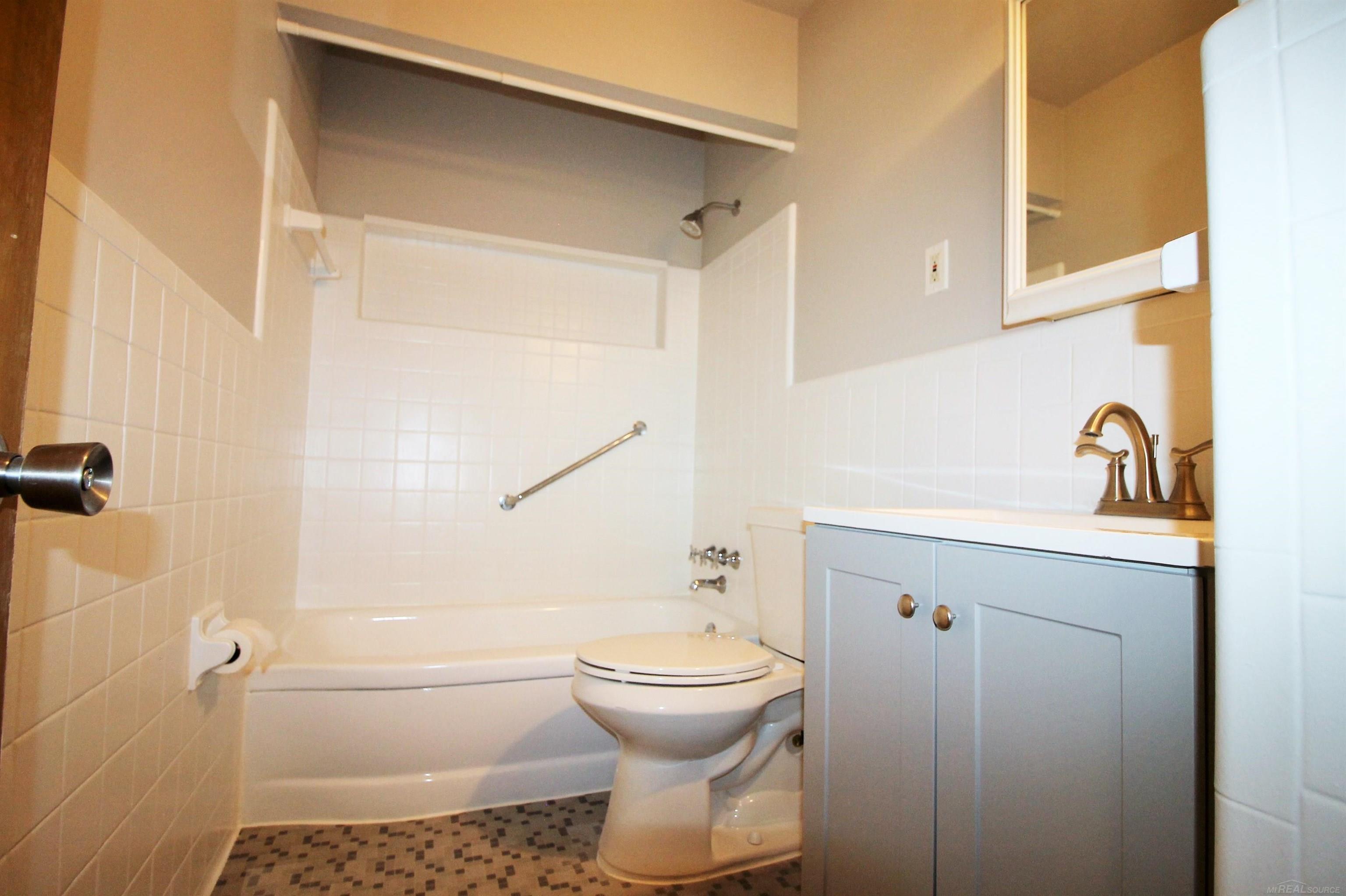 21327 Prestwick Avenue