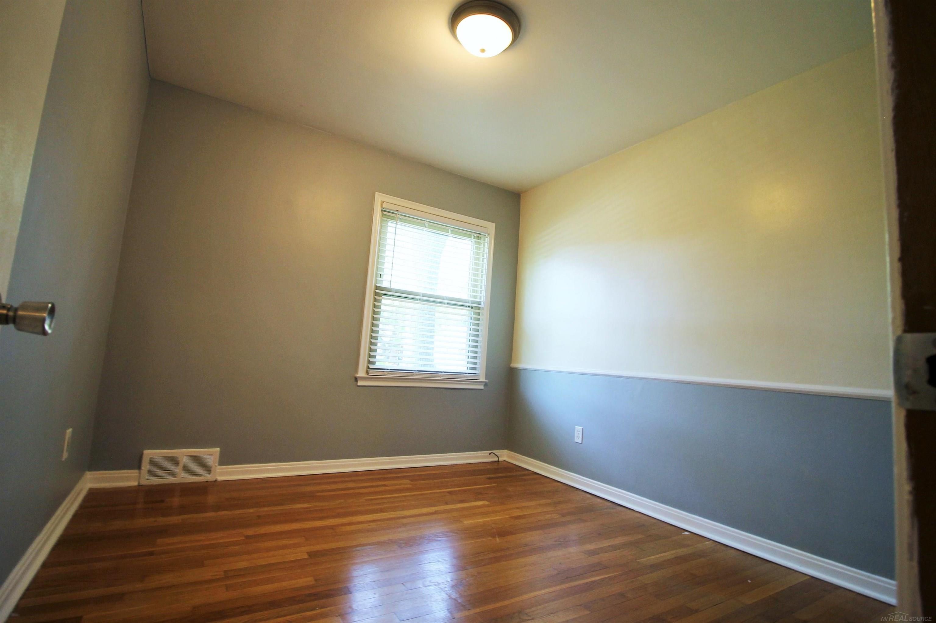 21327 Prestwick Avenue