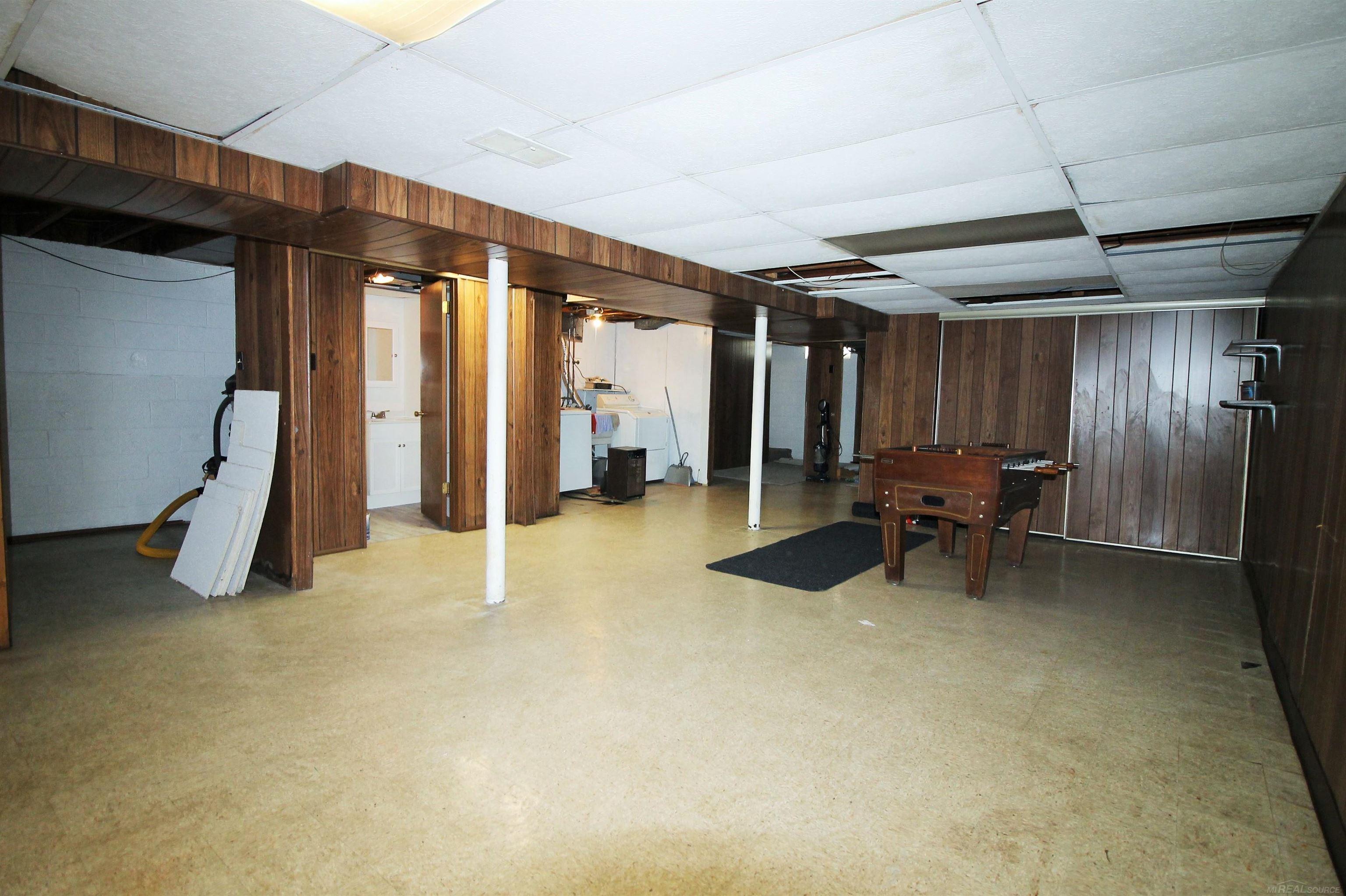 21327 Prestwick Avenue