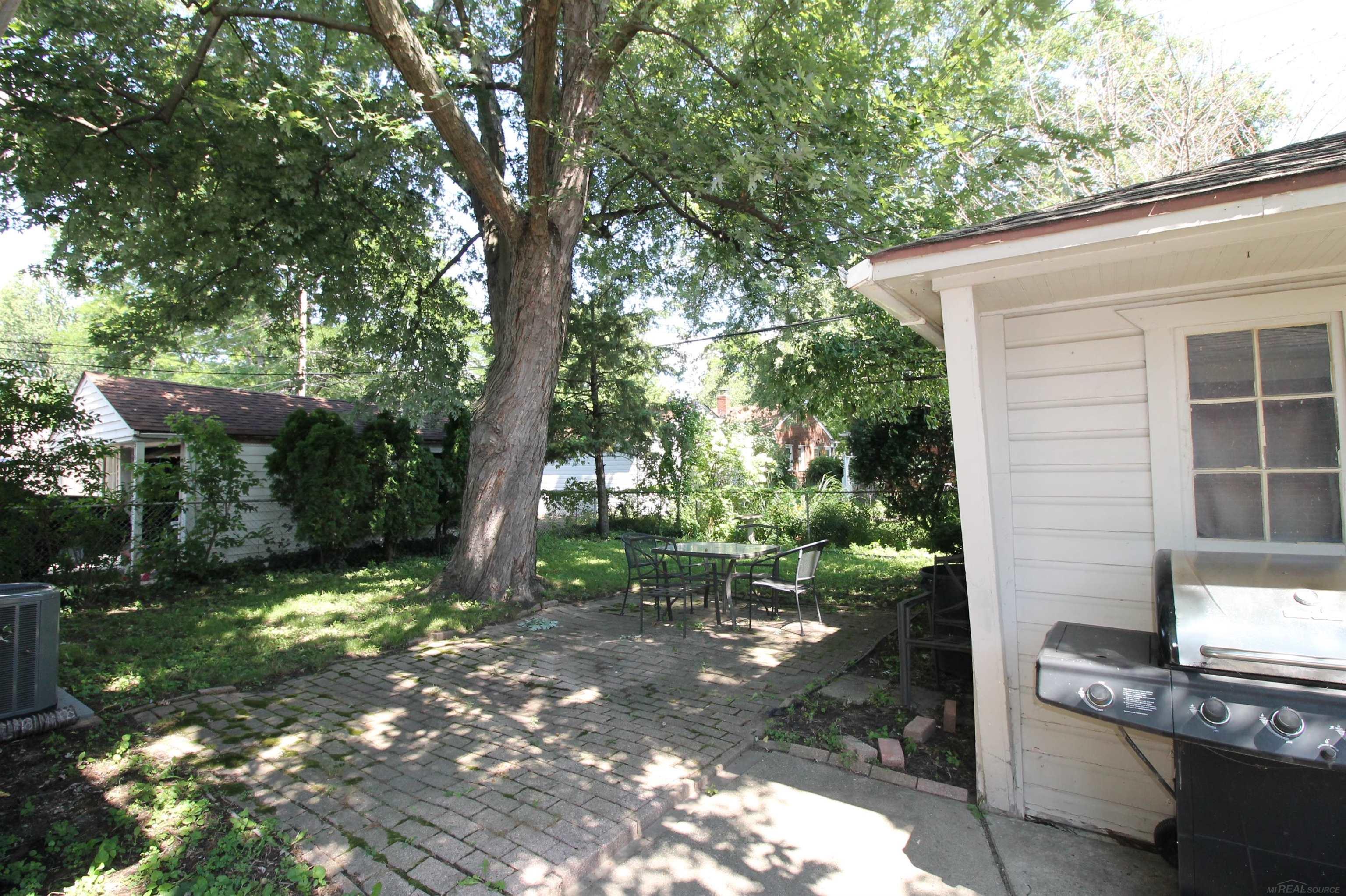 21327 Prestwick Avenue