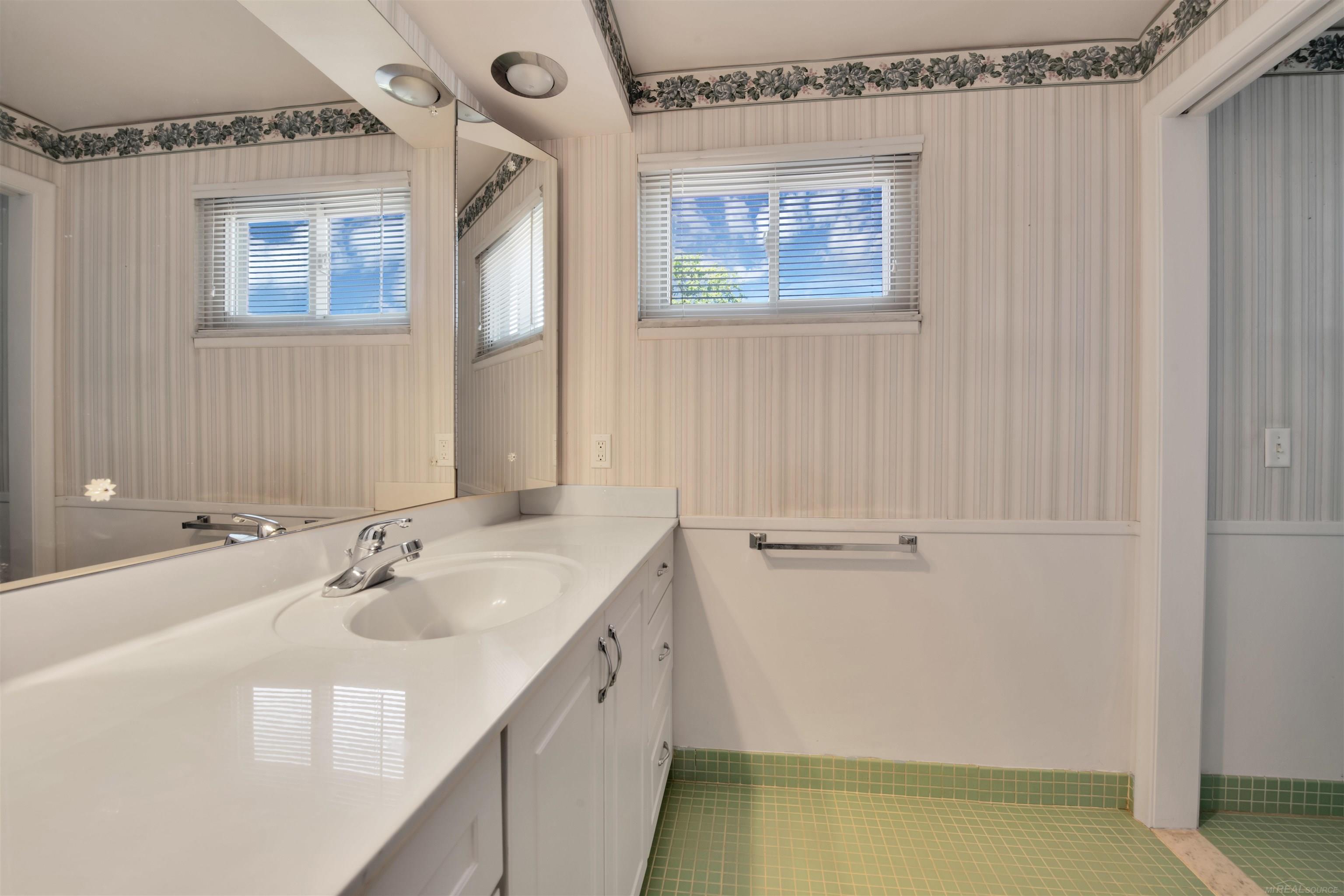 20070 Ghesquiere Court