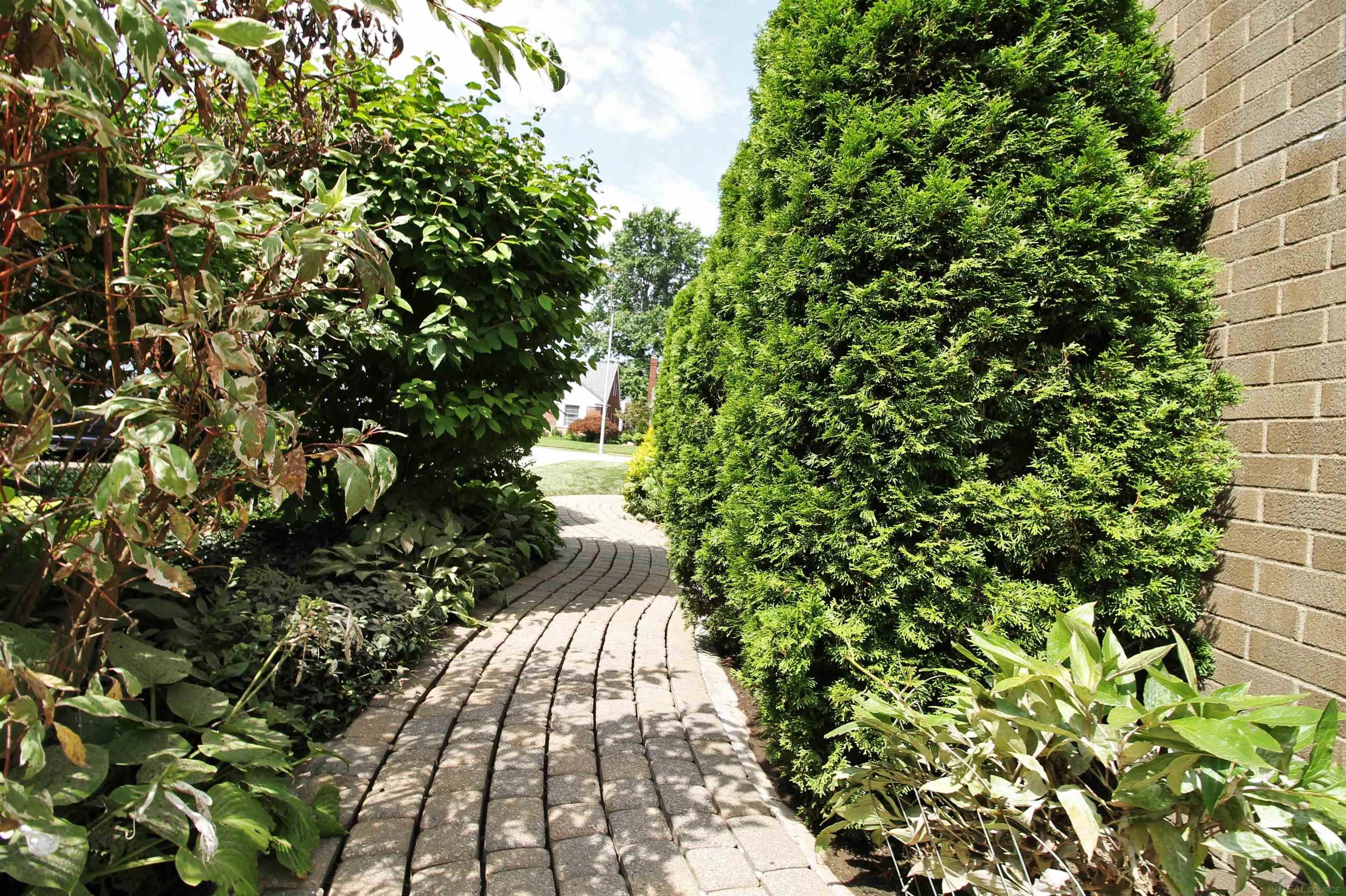 20070 Ghesquiere Court