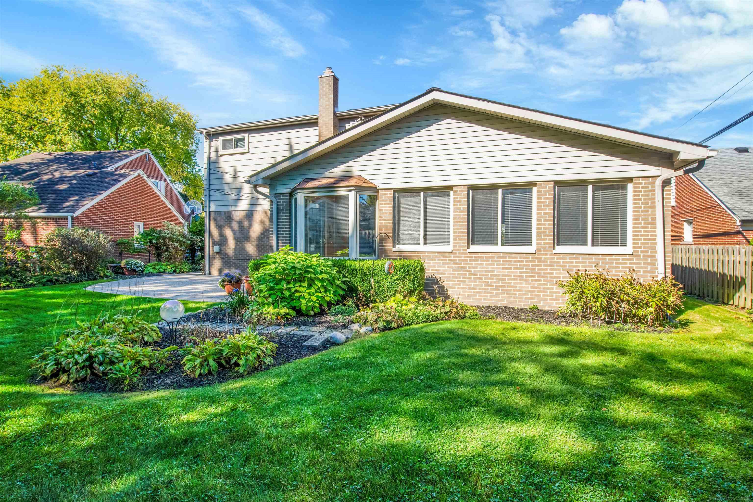 20070 Ghesquiere Court