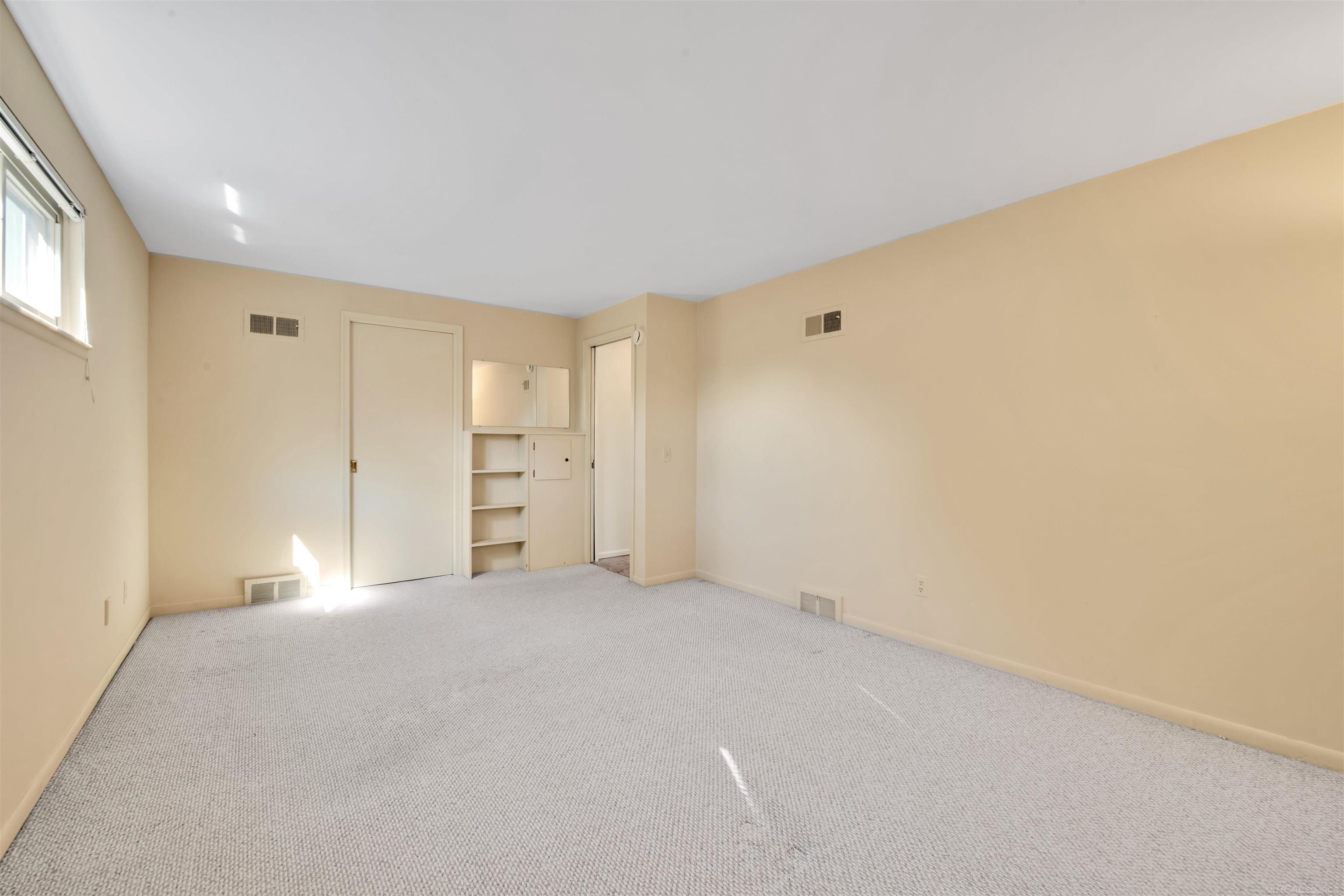 20070 Ghesquiere Court