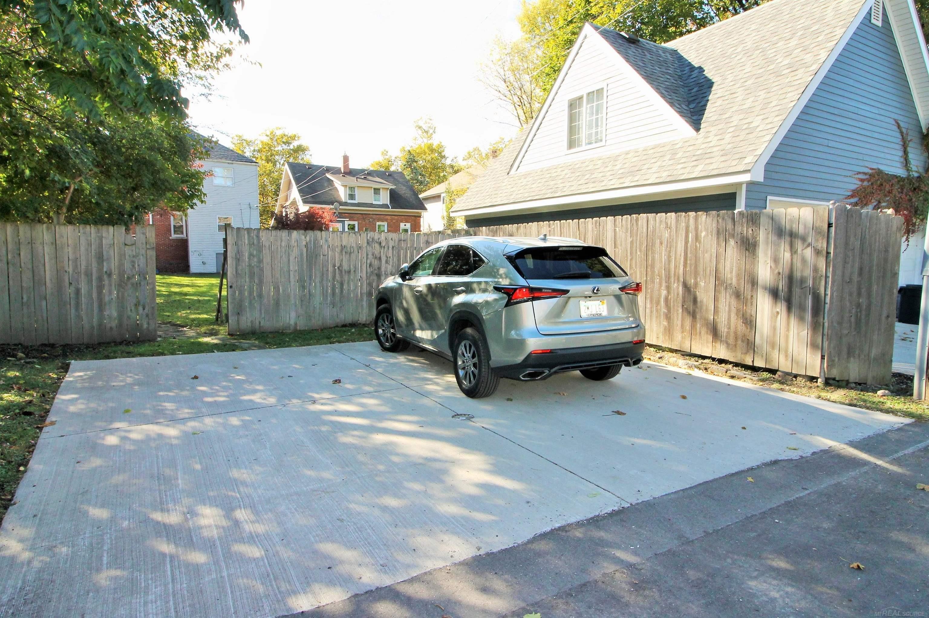 1016 - 1018 Maryland Avenue