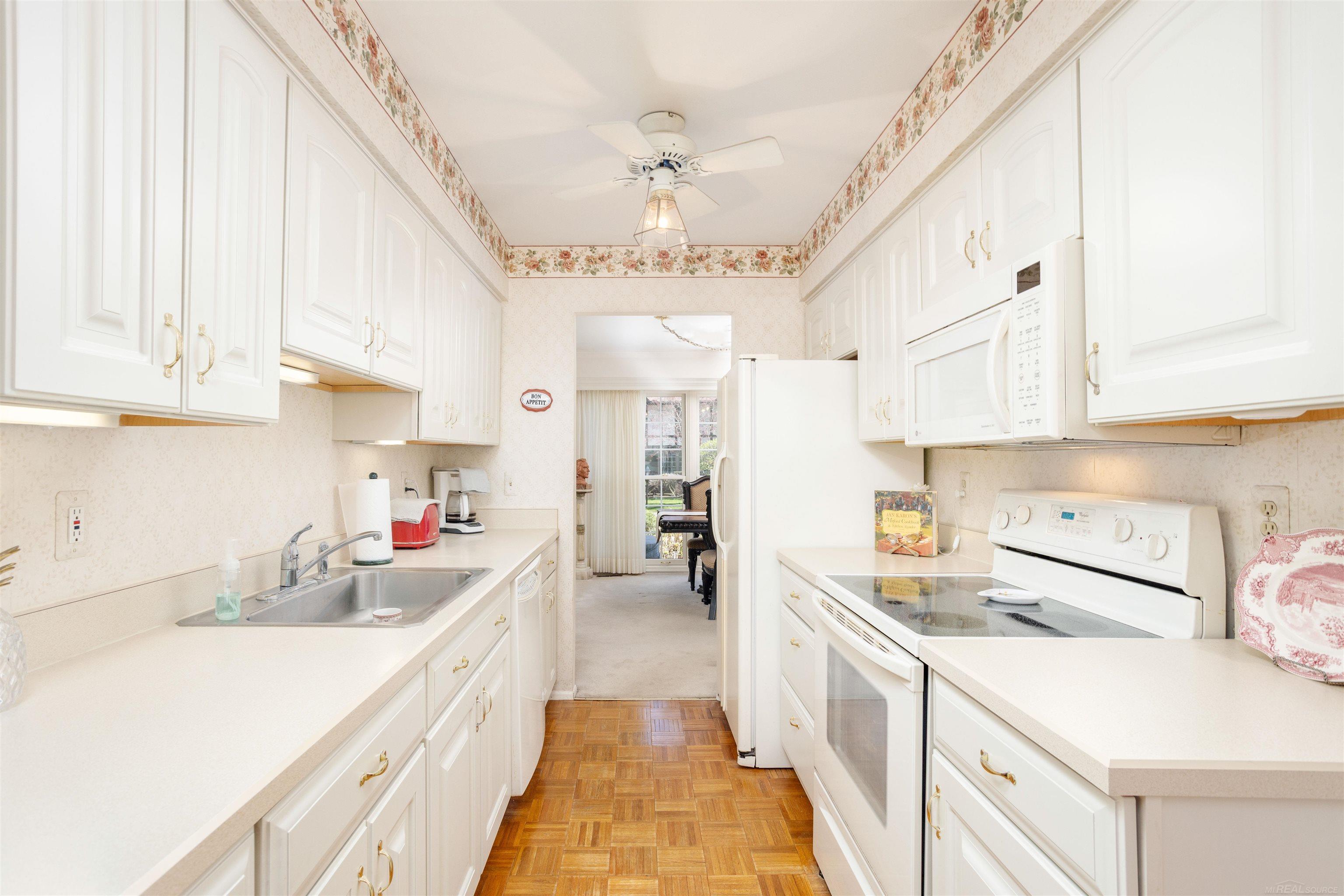 1993 Shorepointe Lane