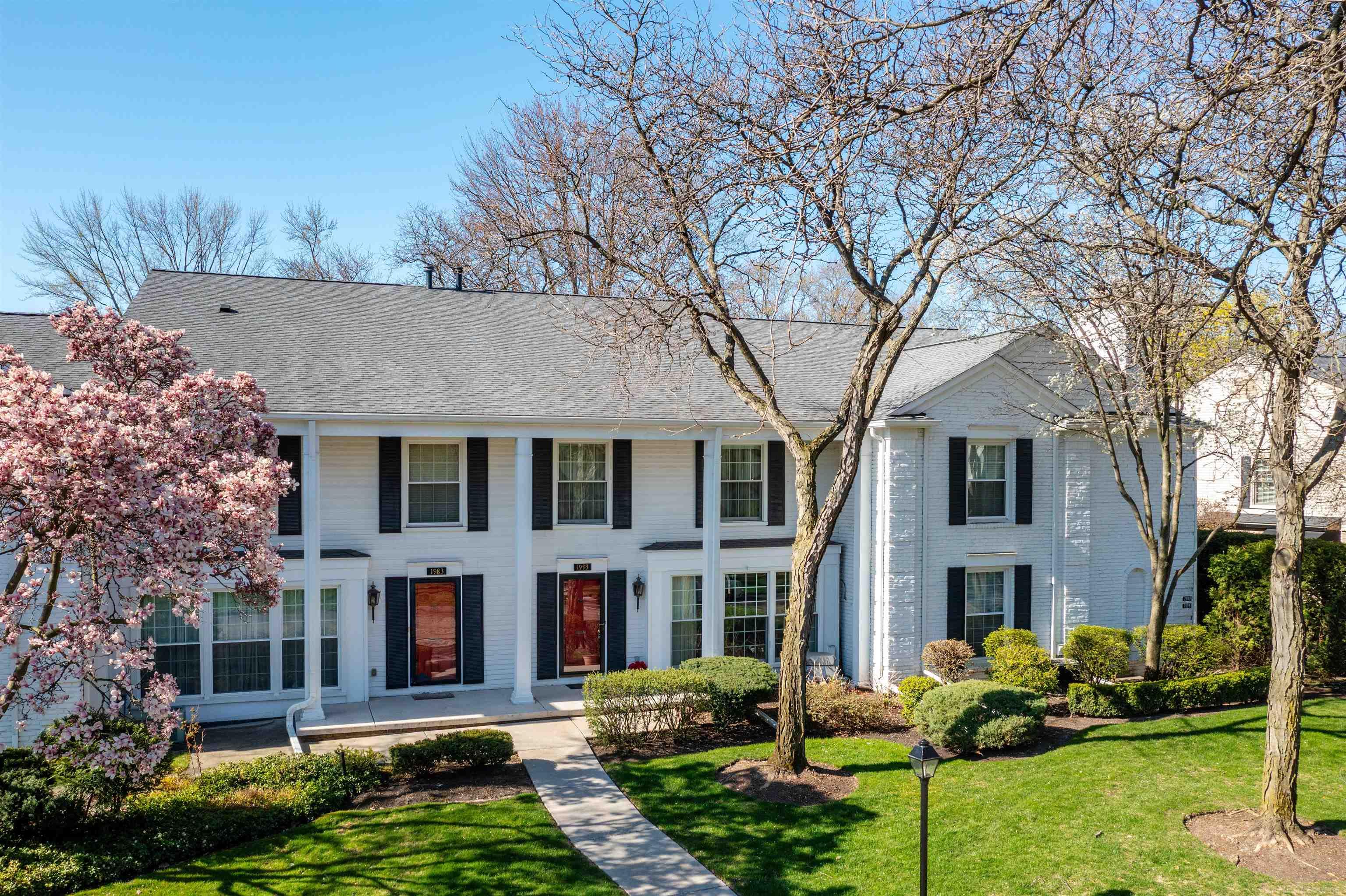 1993 Shorepointe Lane