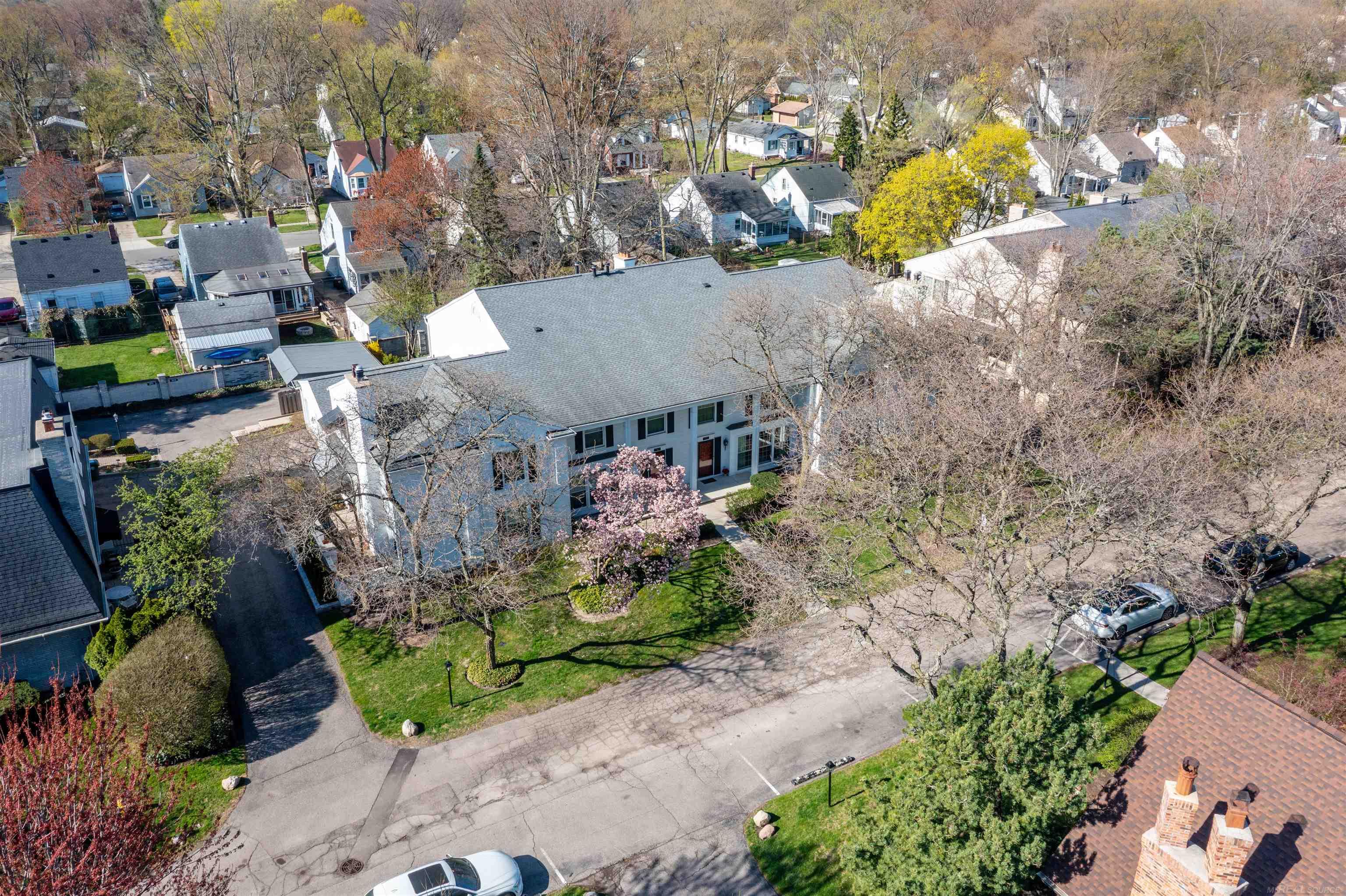 1993 Shorepointe Lane