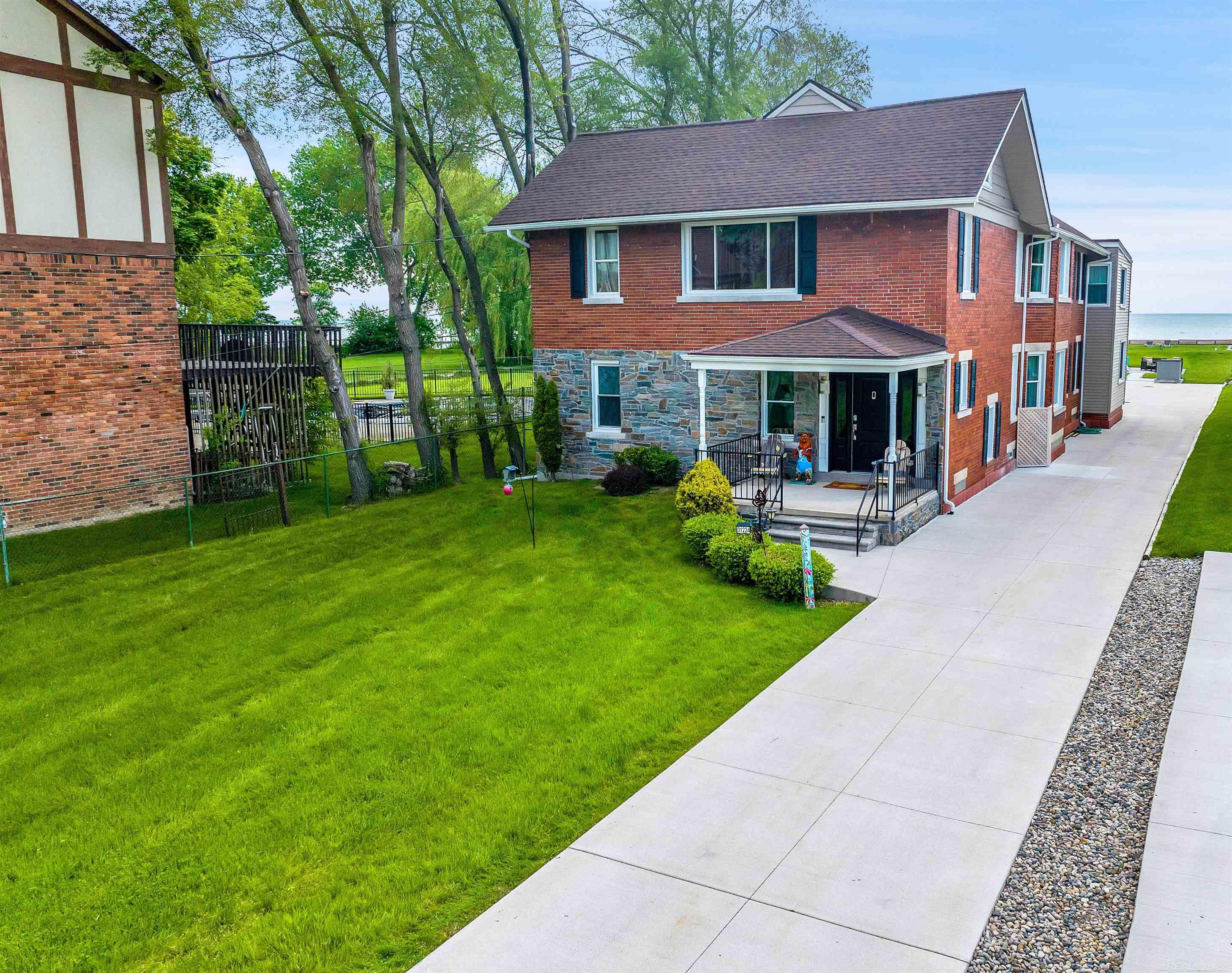 31224 Jefferson Ave. Avenue